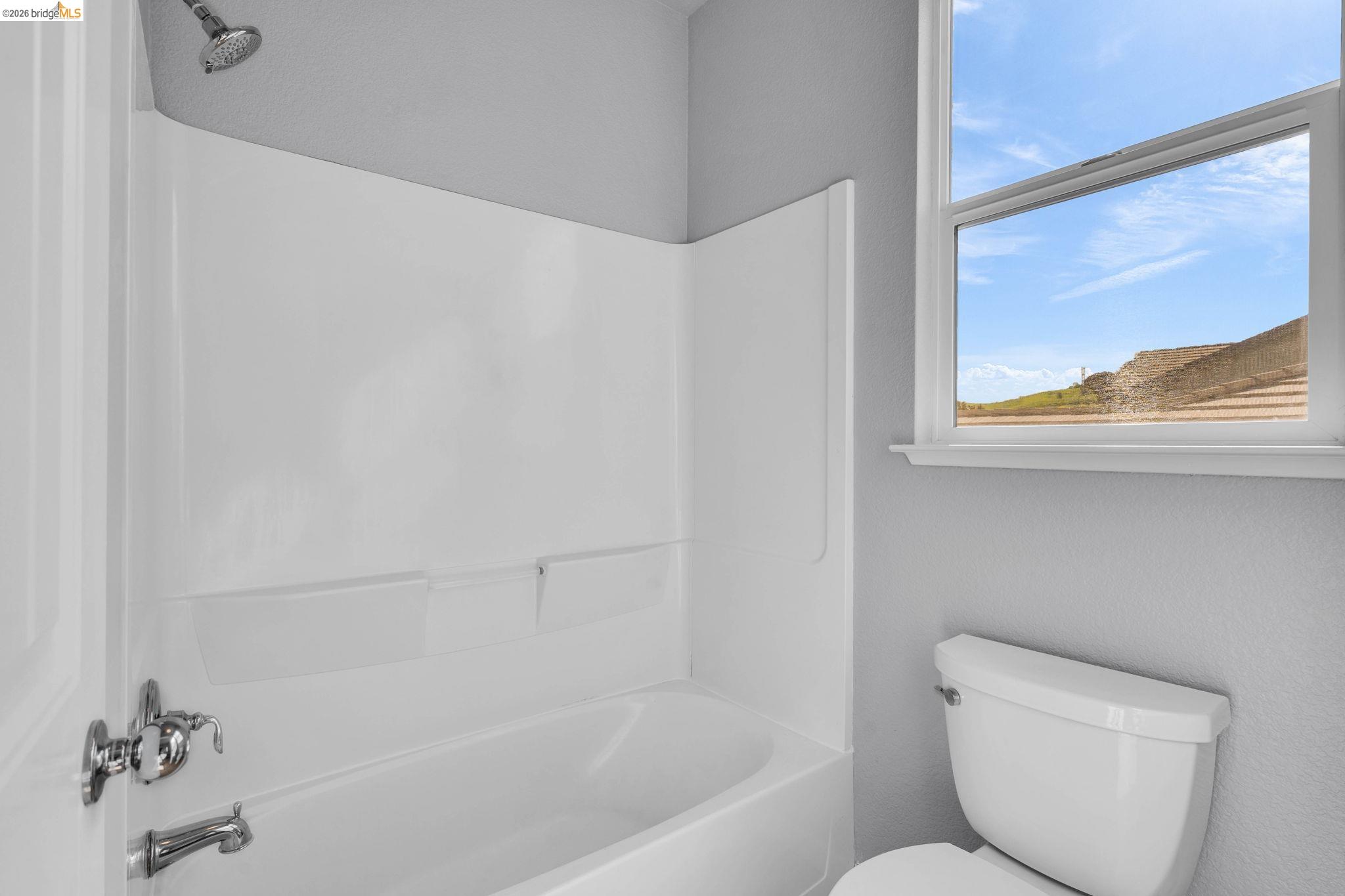 Detail Gallery Image 41 of 59 For 3582 Mallard Way, Antioch,  CA 94509-9999 - 5 Beds | 3 Baths