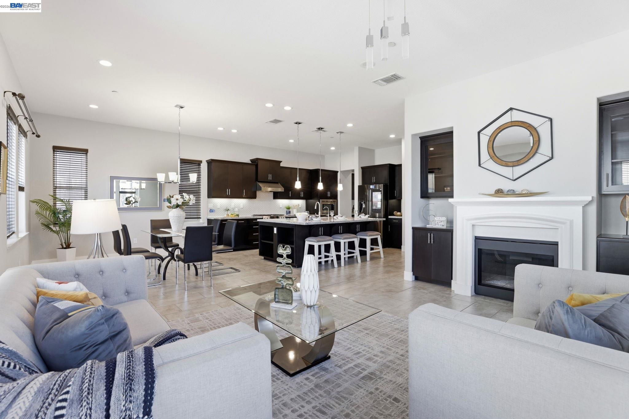 Detail Gallery Image 20 of 56 For 1380 Brookline Loop, Pleasanton,  CA 94566 - 3 Beds | 2/2 Baths