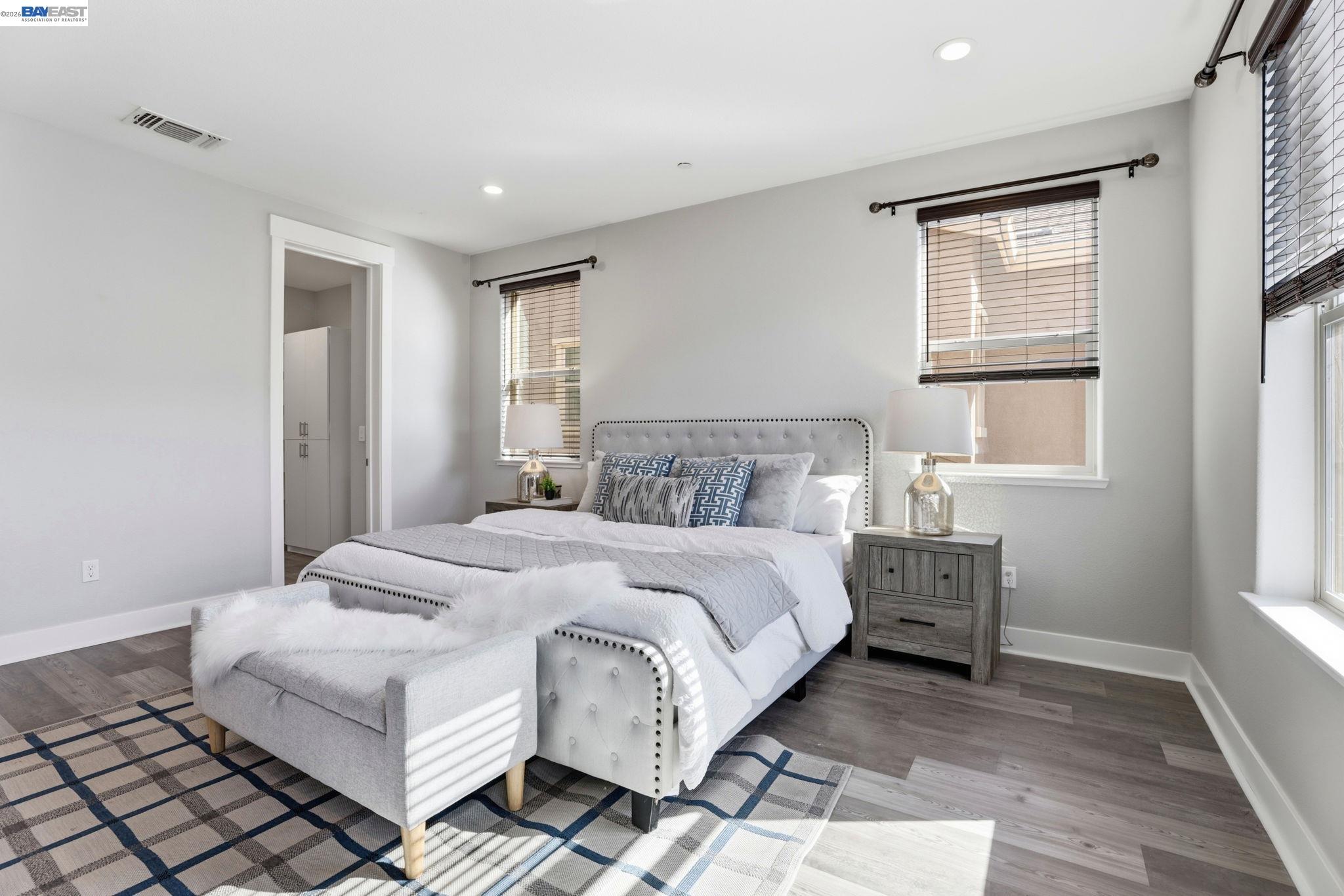 Detail Gallery Image 25 of 56 For 1380 Brookline Loop, Pleasanton,  CA 94566 - 3 Beds | 2/2 Baths