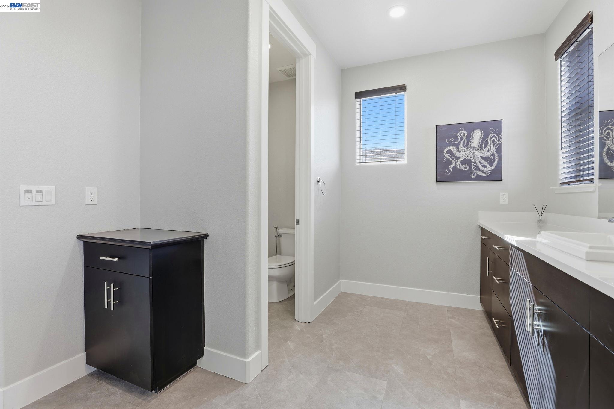 Detail Gallery Image 28 of 56 For 1380 Brookline Loop, Pleasanton,  CA 94566 - 3 Beds | 2/2 Baths