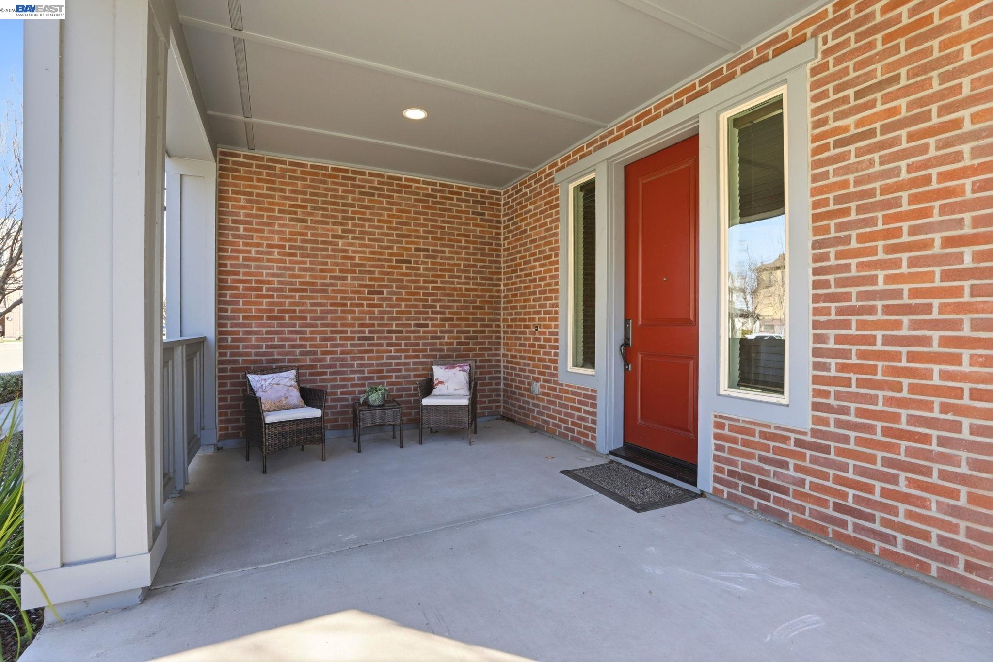 Detail Gallery Image 4 of 56 For 1380 Brookline Loop, Pleasanton,  CA 94566 - 3 Beds | 2/2 Baths