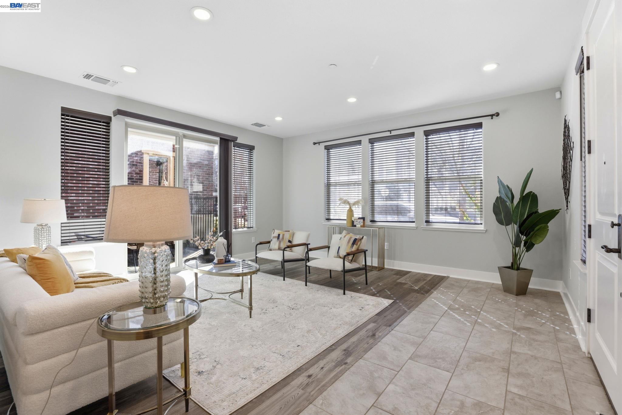 Detail Gallery Image 5 of 56 For 1380 Brookline Loop, Pleasanton,  CA 94566 - 3 Beds | 2/2 Baths