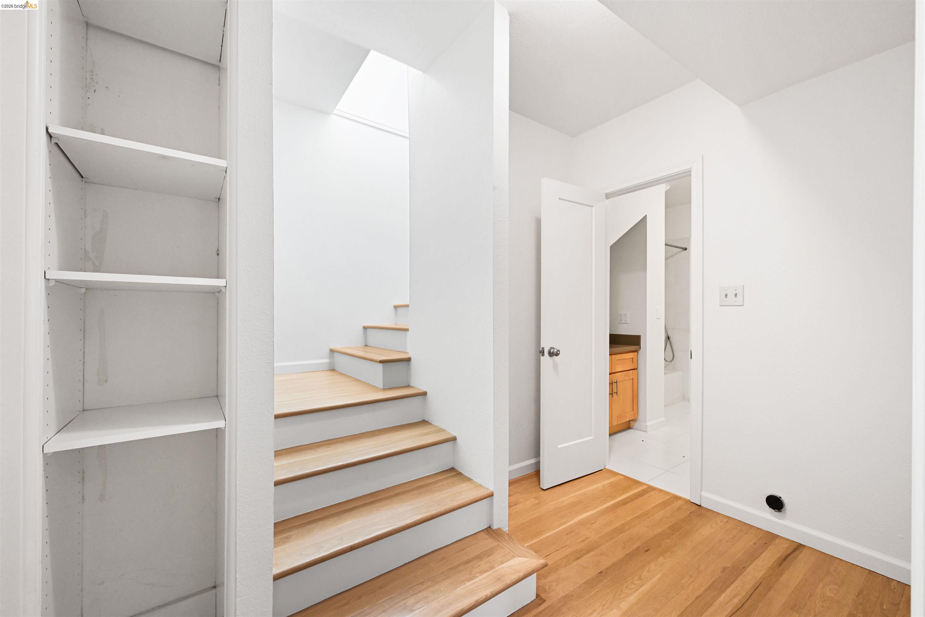 Detail Gallery Image 15 of 22 For 814 46th St, Oakland,  CA 94608 - – Beds | – Baths