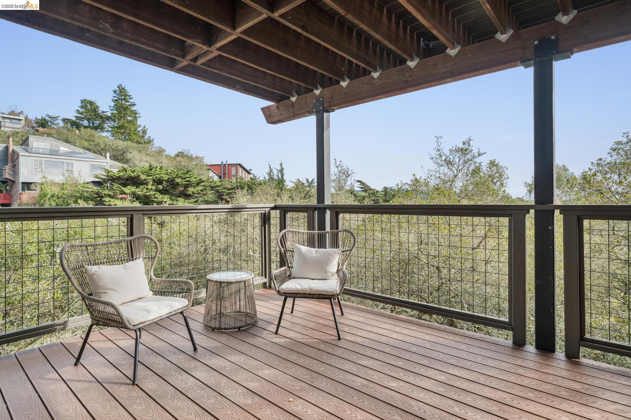 Detail Gallery Image 31 of 60 For 1925 Manzanita Dr, Oakland,  CA 94611 - 3 Beds | 2/1 Baths
