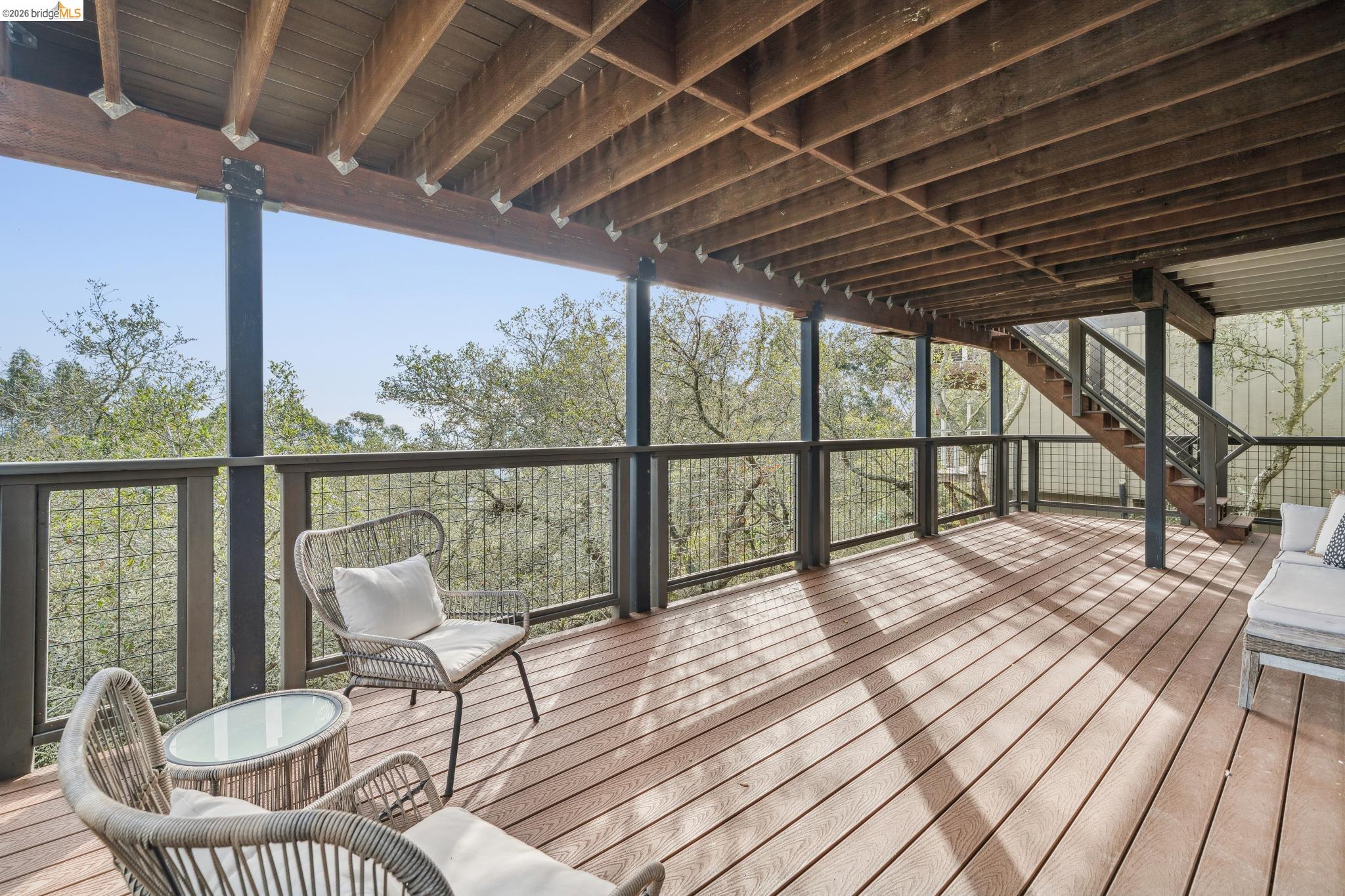 Detail Gallery Image 32 of 60 For 1925 Manzanita Dr, Oakland,  CA 94611 - 3 Beds | 2/1 Baths