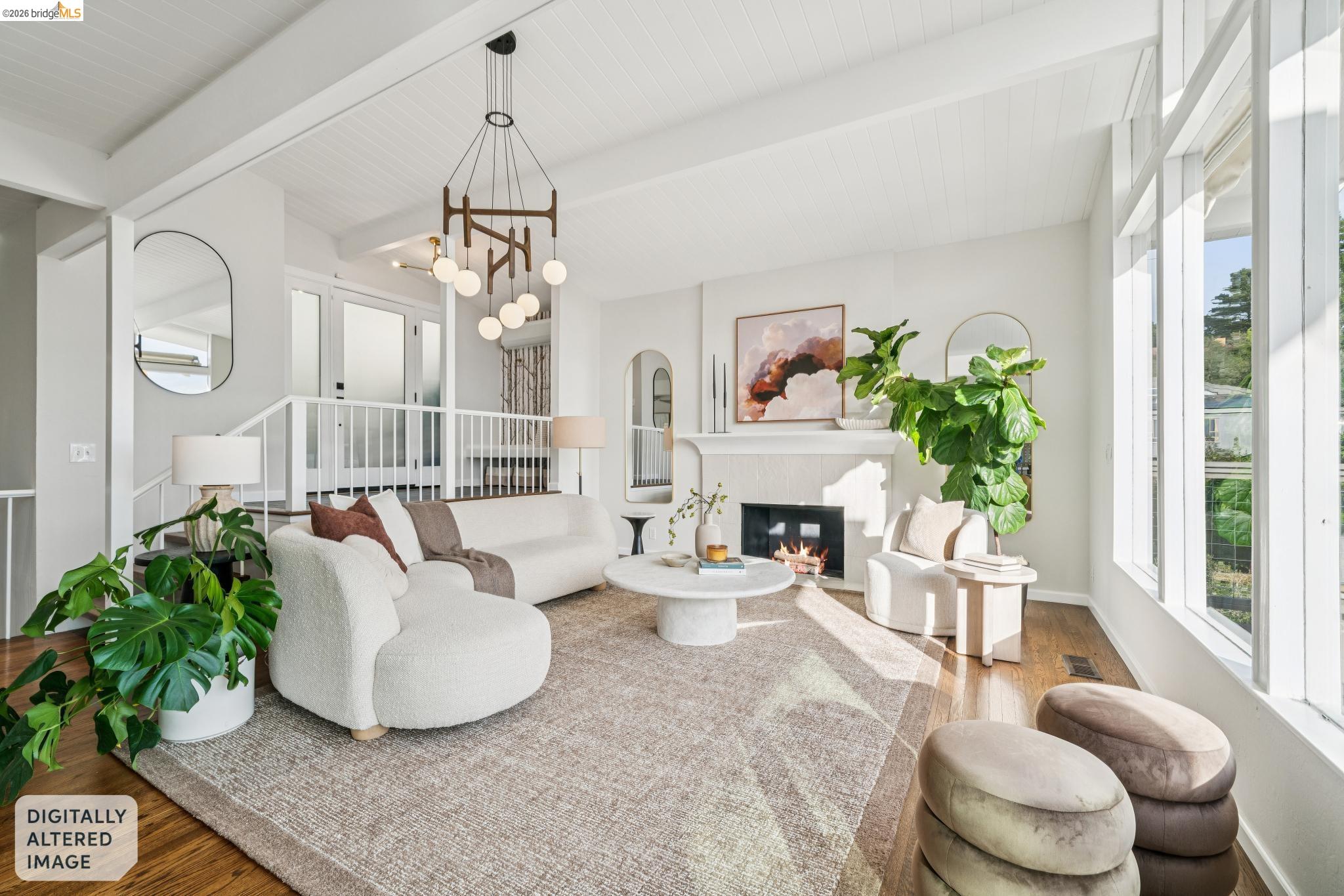 Detail Gallery Image 9 of 60 For 1925 Manzanita Dr, Oakland,  CA 94611 - 3 Beds | 2/1 Baths