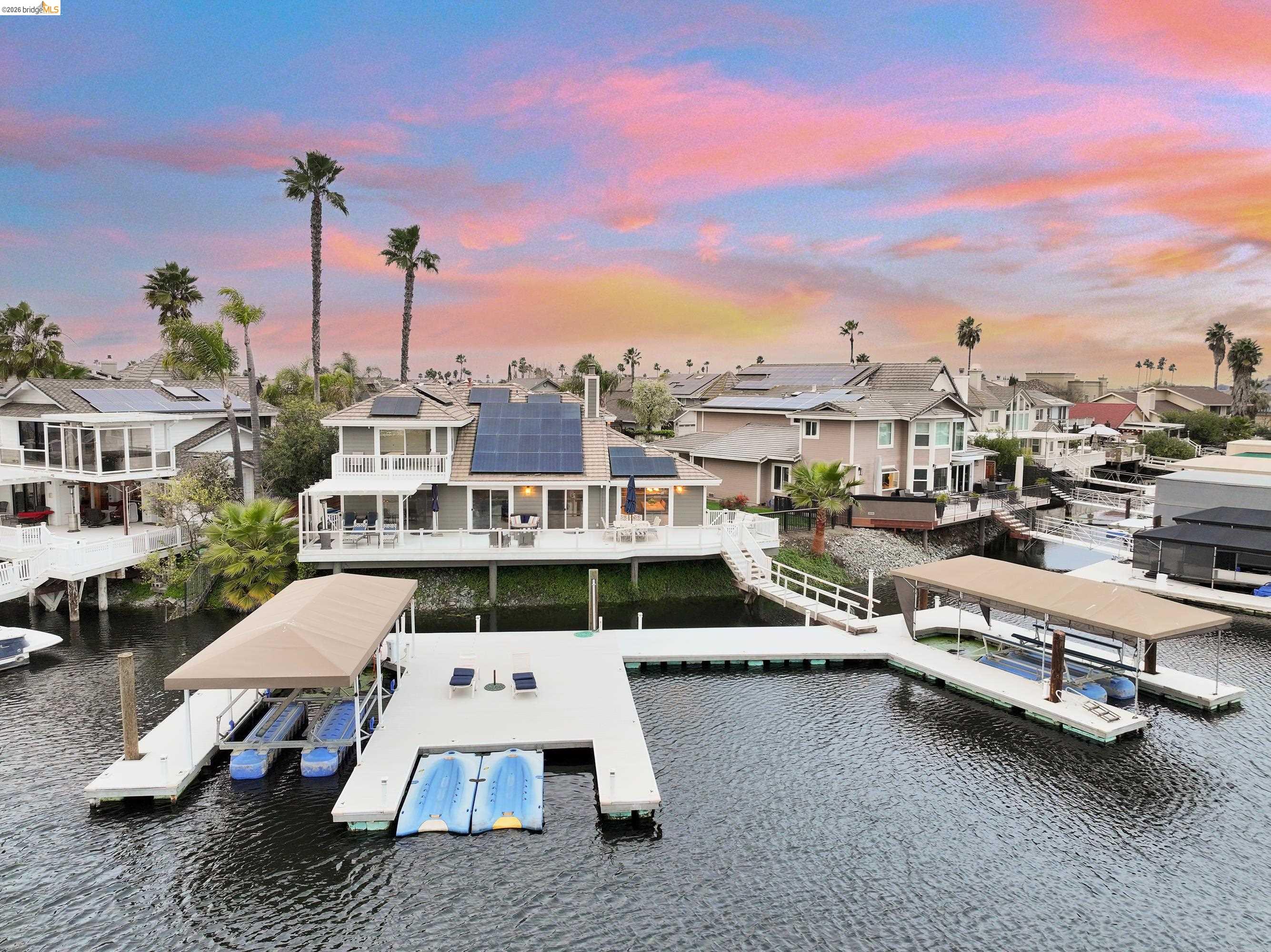 Detail Gallery Image 2 of 57 For 5761 Salmon Ct, Discovery Bay,  CA 94505 - 4 Beds | 2/1 Baths