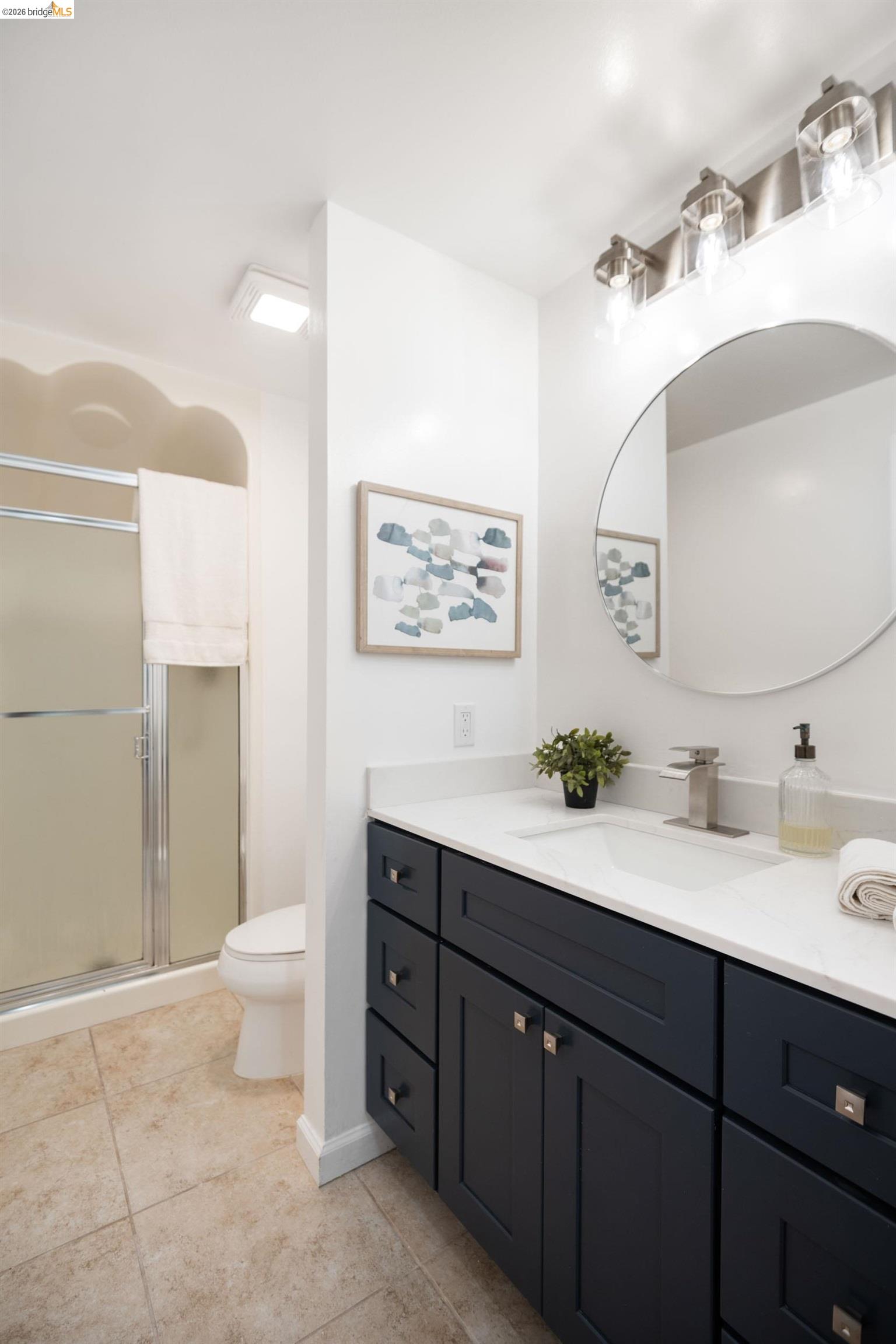 Detail Gallery Image 28 of 44 For 22 Rydal Ct, Oakland,  CA 94611 - 4 Beds | 3 Baths