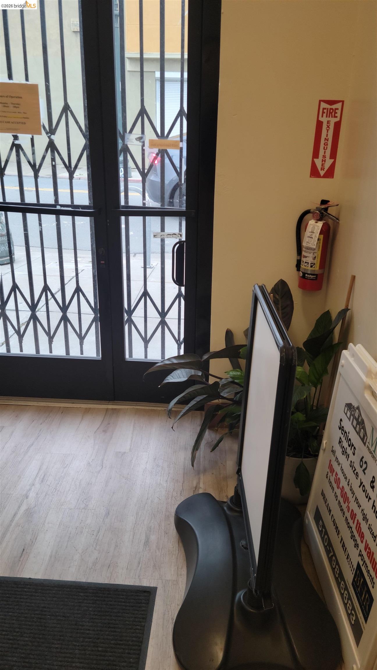 Detail Gallery Image 14 of 15 For 2607 Seminary Ave, Oakland,  CA 94605 - – Beds | – Baths