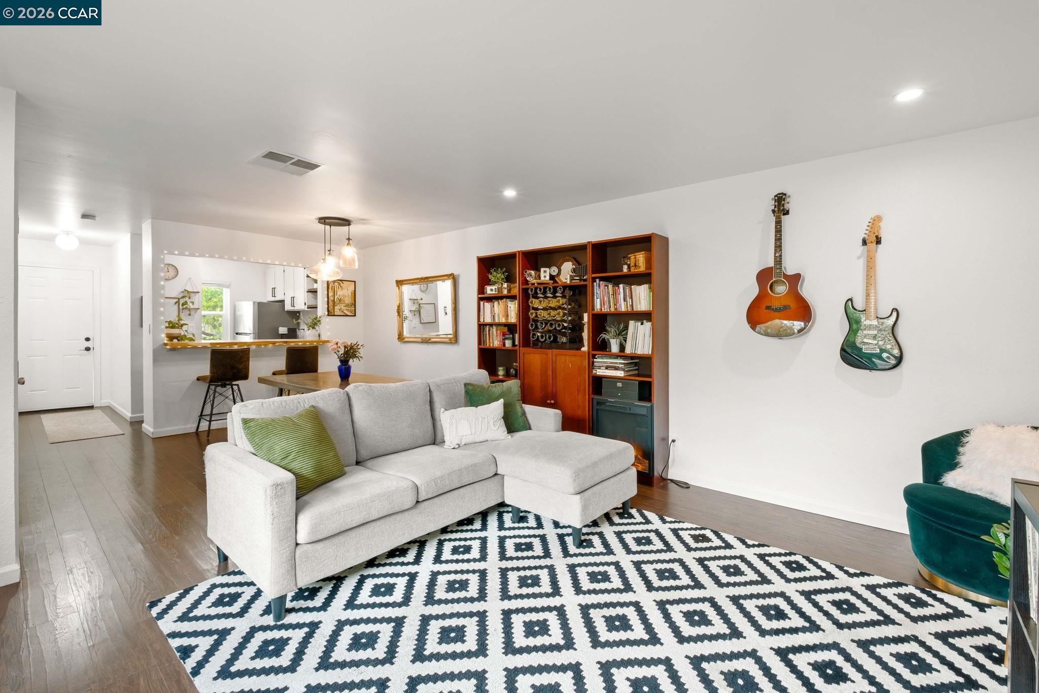 Photo #10: 41124956 Listing: Photo #10