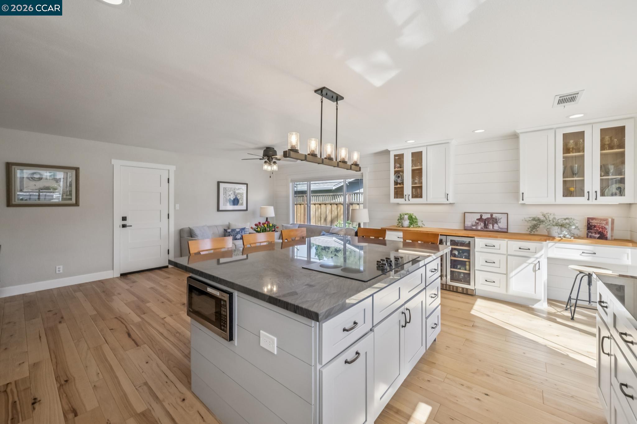 Detail Gallery Image 24 of 54 For 6172 Everglades Ct, Pleasanton,  CA 94588 - 4 Beds | 2 Baths