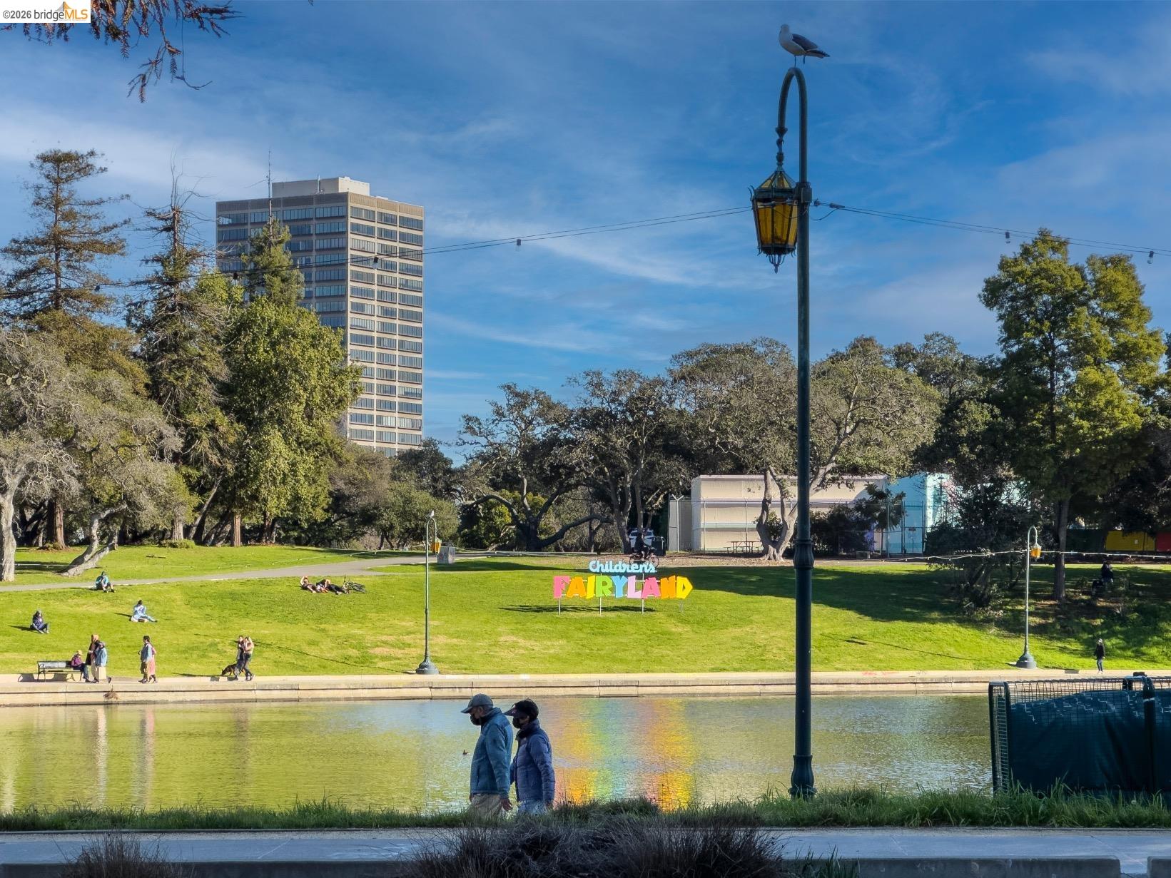 Detail Gallery Image 14 of 22 For 429 Euclid Ave, Oakland,  CA 94610 - – Beds | – Baths