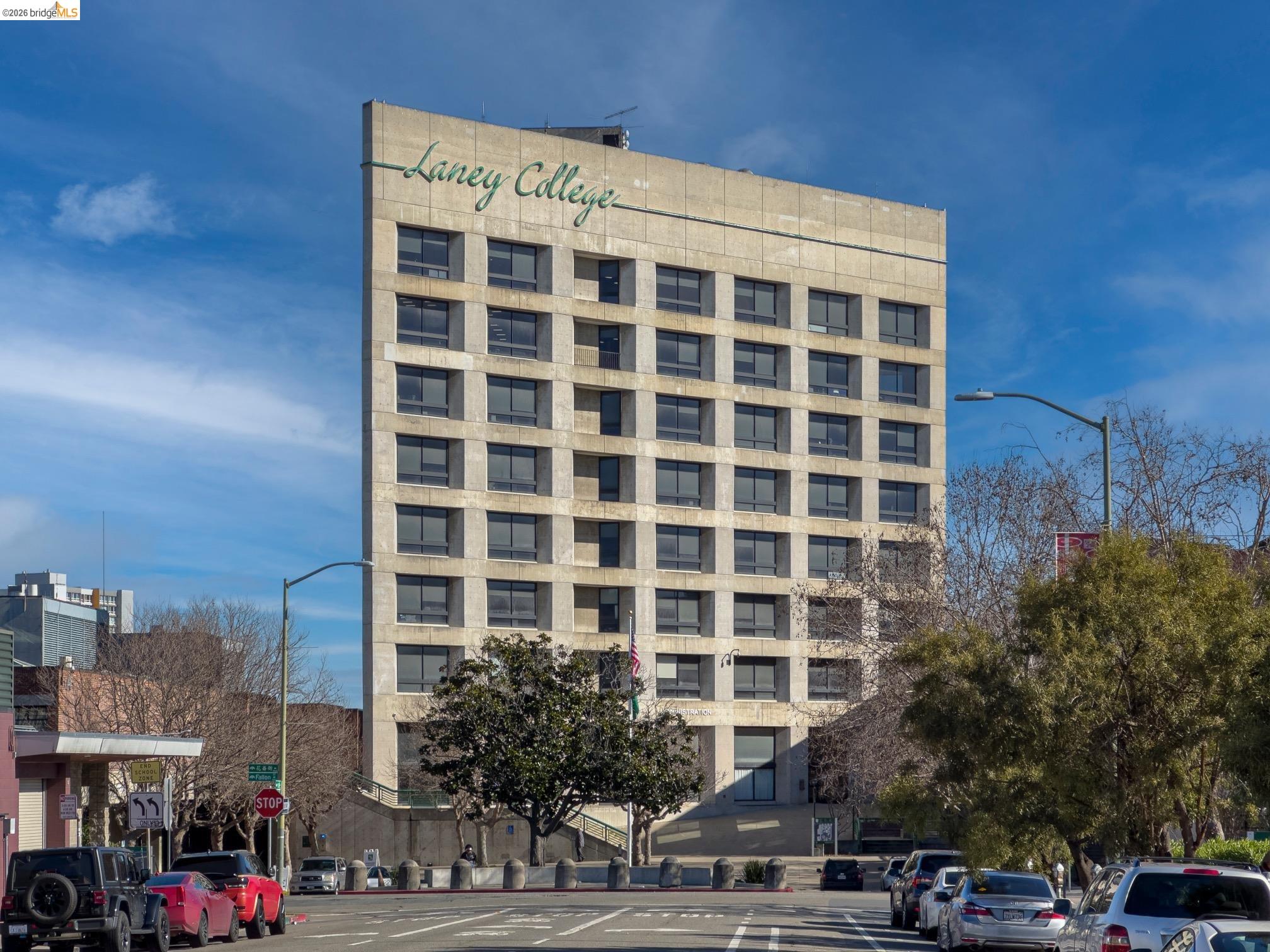 Detail Gallery Image 20 of 22 For 429 Euclid Ave, Oakland,  CA 94610 - – Beds | – Baths