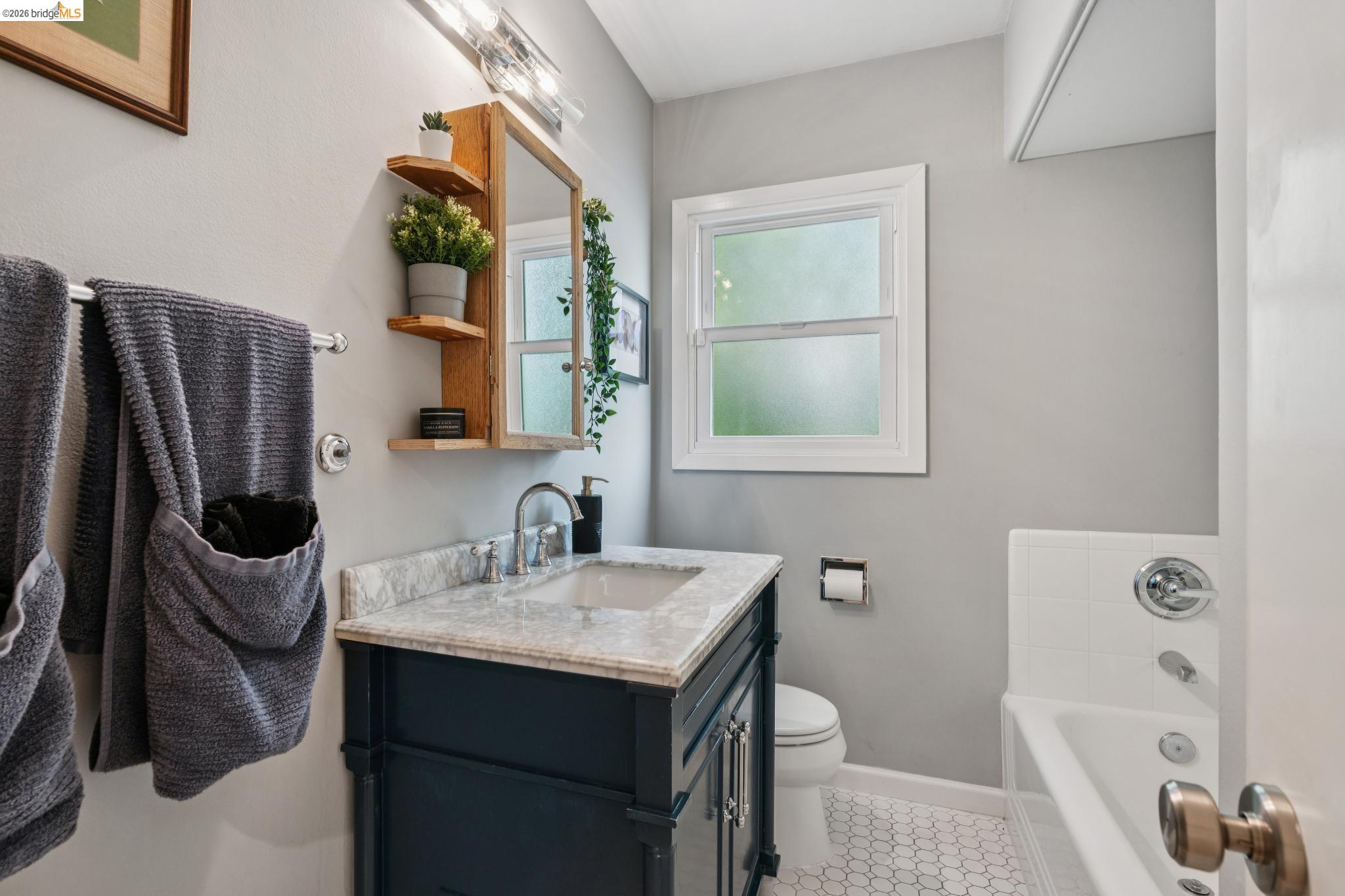 Detail Gallery Image 30 of 40 For 4651 Fair Ave, Oakland,  CA 94619 - 3 Beds | 2 Baths