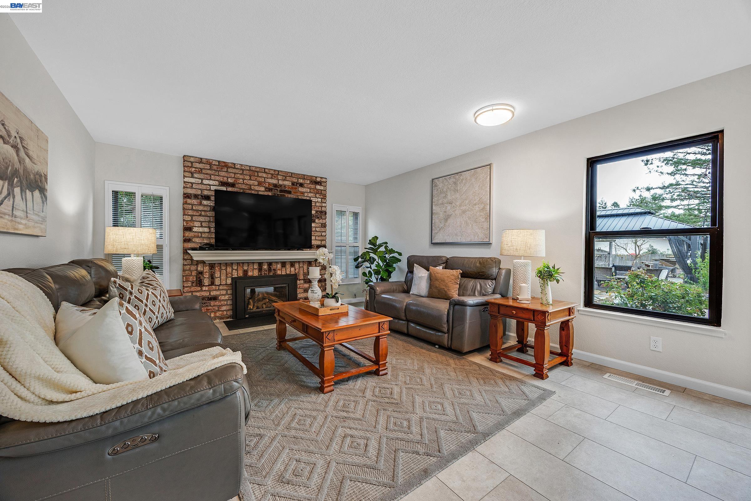 Detail Gallery Image 18 of 43 For 3020 Ascot Dr, San Ramon,  CA 94583 - 4 Beds | 3 Baths