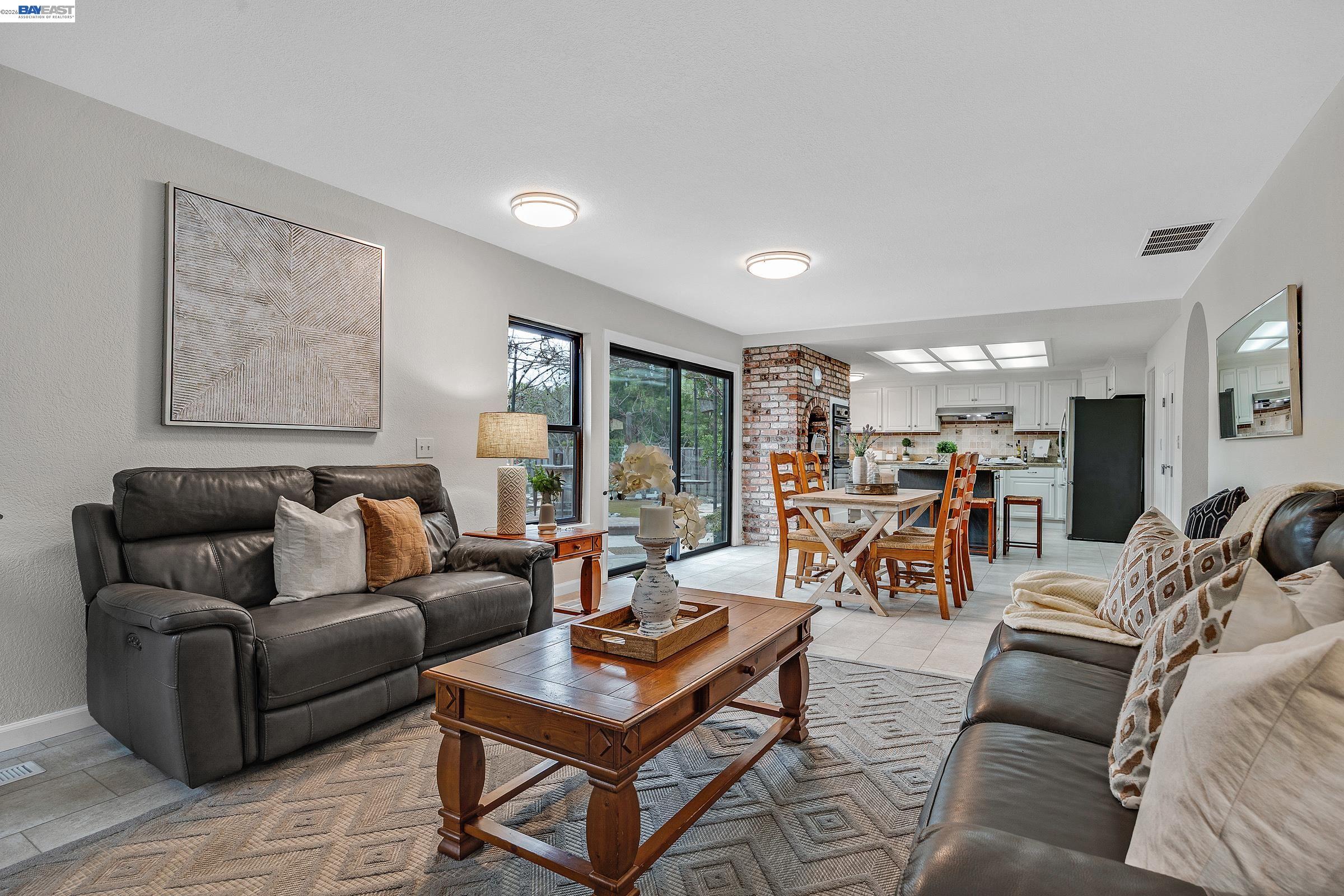 Detail Gallery Image 19 of 43 For 3020 Ascot Dr, San Ramon,  CA 94583 - 4 Beds | 3 Baths