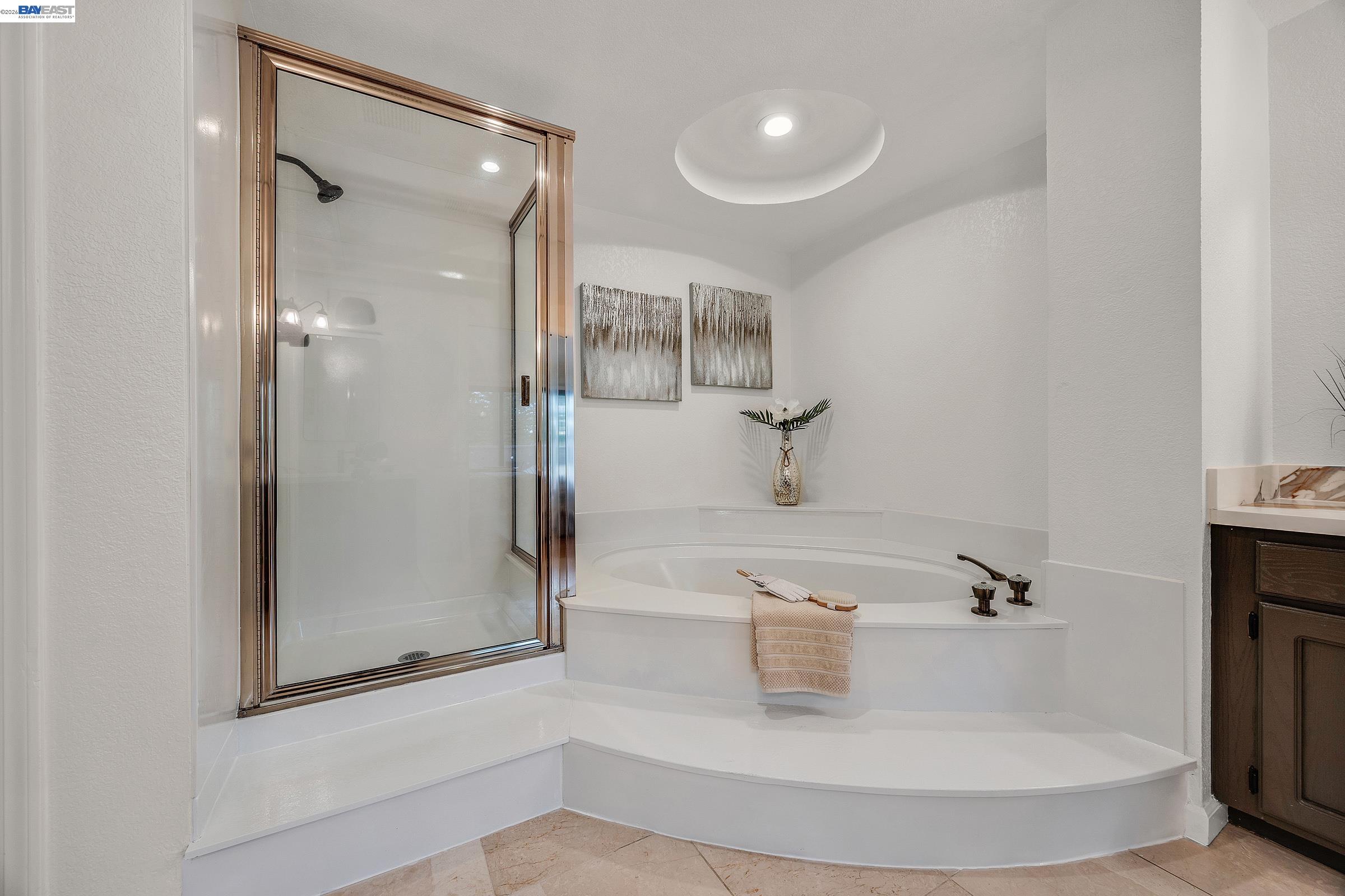 Detail Gallery Image 26 of 43 For 3020 Ascot Dr, San Ramon,  CA 94583 - 4 Beds | 3 Baths