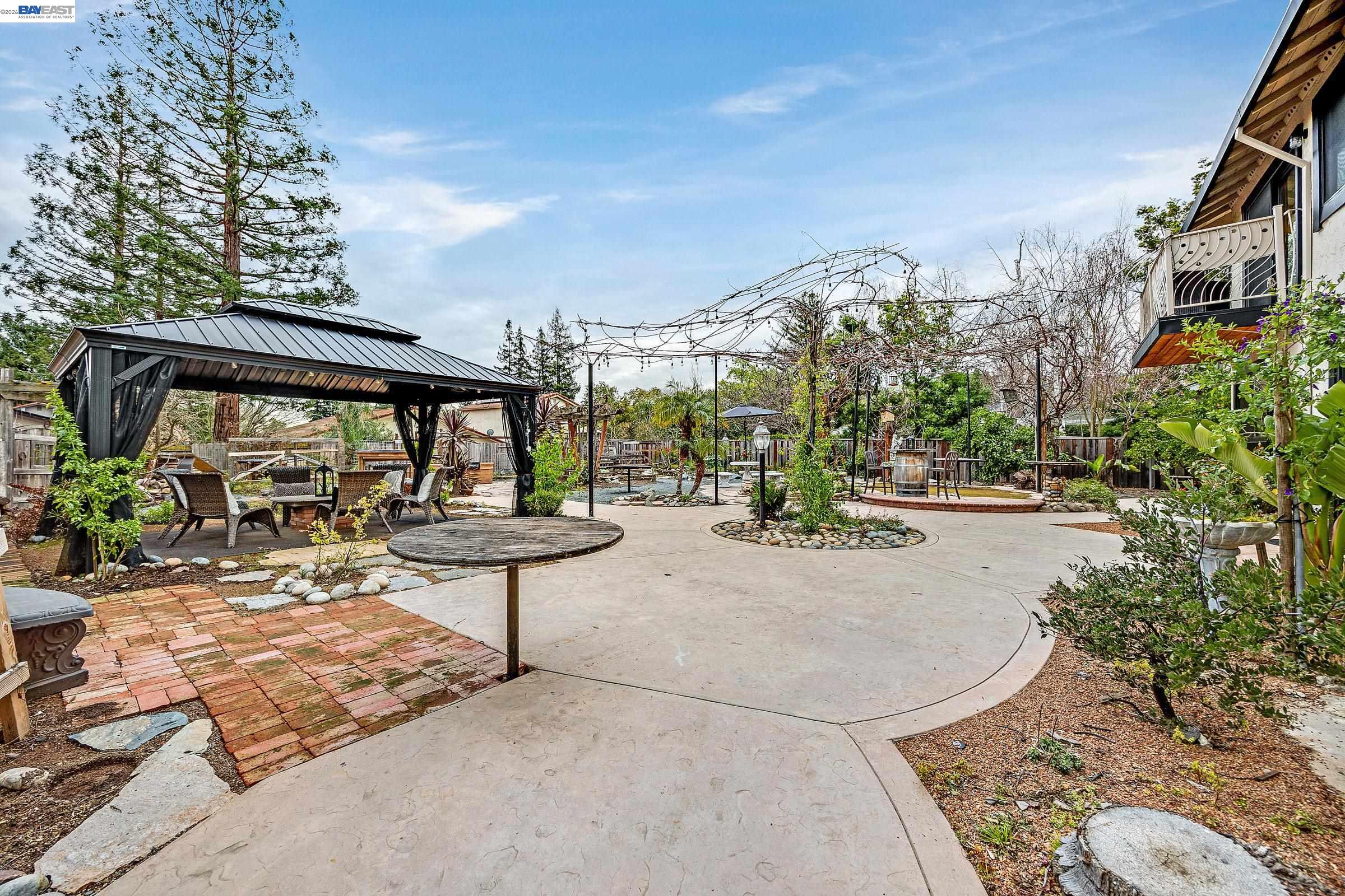 Detail Gallery Image 40 of 43 For 3020 Ascot Dr, San Ramon,  CA 94583 - 4 Beds | 3 Baths