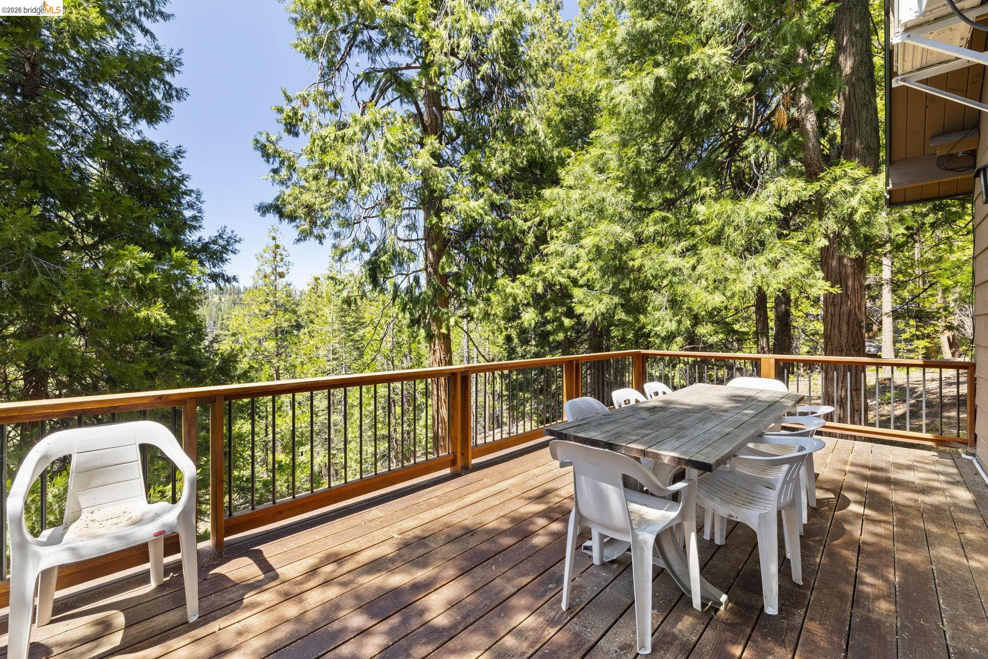 Detail Gallery Image 10 of 29 For 27086 Summerhill Drive, Strawberry,  CA 95375 - 3 Beds | 2/1 Baths