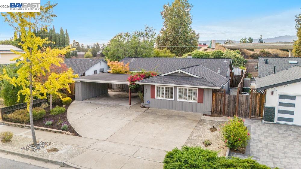 Detail Gallery Image 1 of 26 For 974 Pocatello Ave, Sunnyvale,  CA 94087 - 3 Beds | 2 Baths