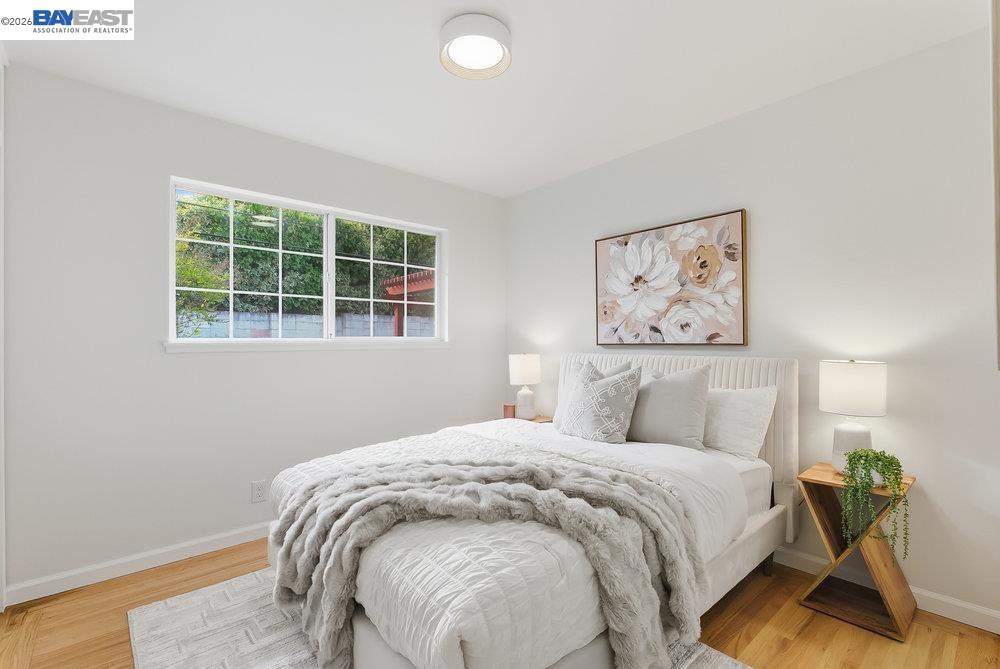 Detail Gallery Image 13 of 26 For 974 Pocatello Ave, Sunnyvale,  CA 94087 - 3 Beds | 2 Baths