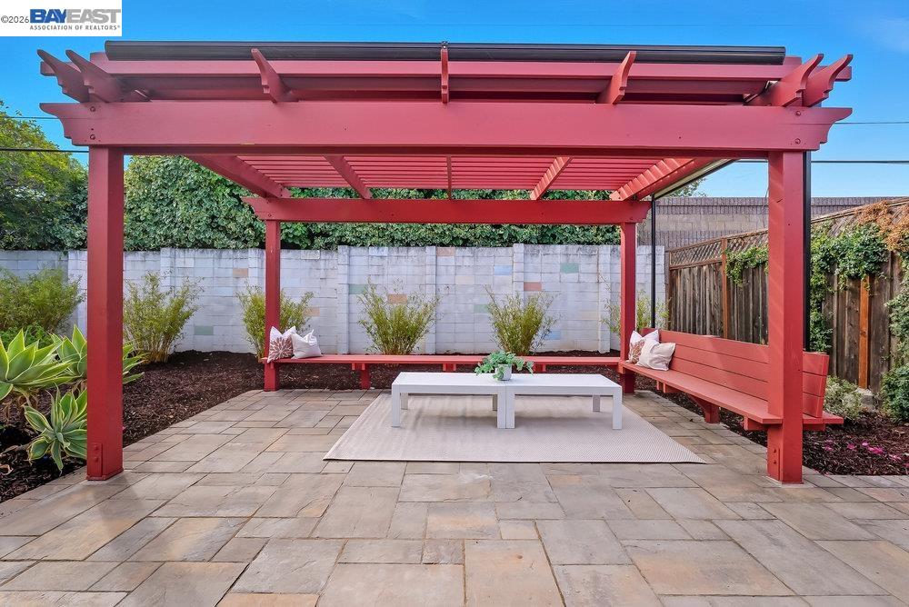 Detail Gallery Image 18 of 26 For 974 Pocatello Ave, Sunnyvale,  CA 94087 - 3 Beds | 2 Baths