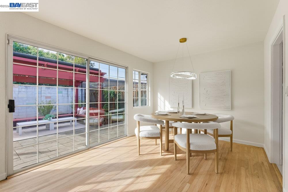 Detail Gallery Image 6 of 26 For 974 Pocatello Ave, Sunnyvale,  CA 94087 - 3 Beds | 2 Baths