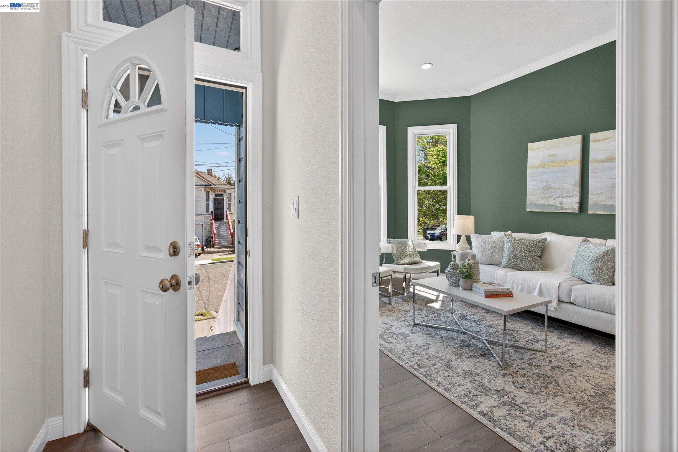 Detail Gallery Image 2 of 32 For 1813 Minturn St, Alameda,  CA 94501 - 2 Beds | 1 Baths