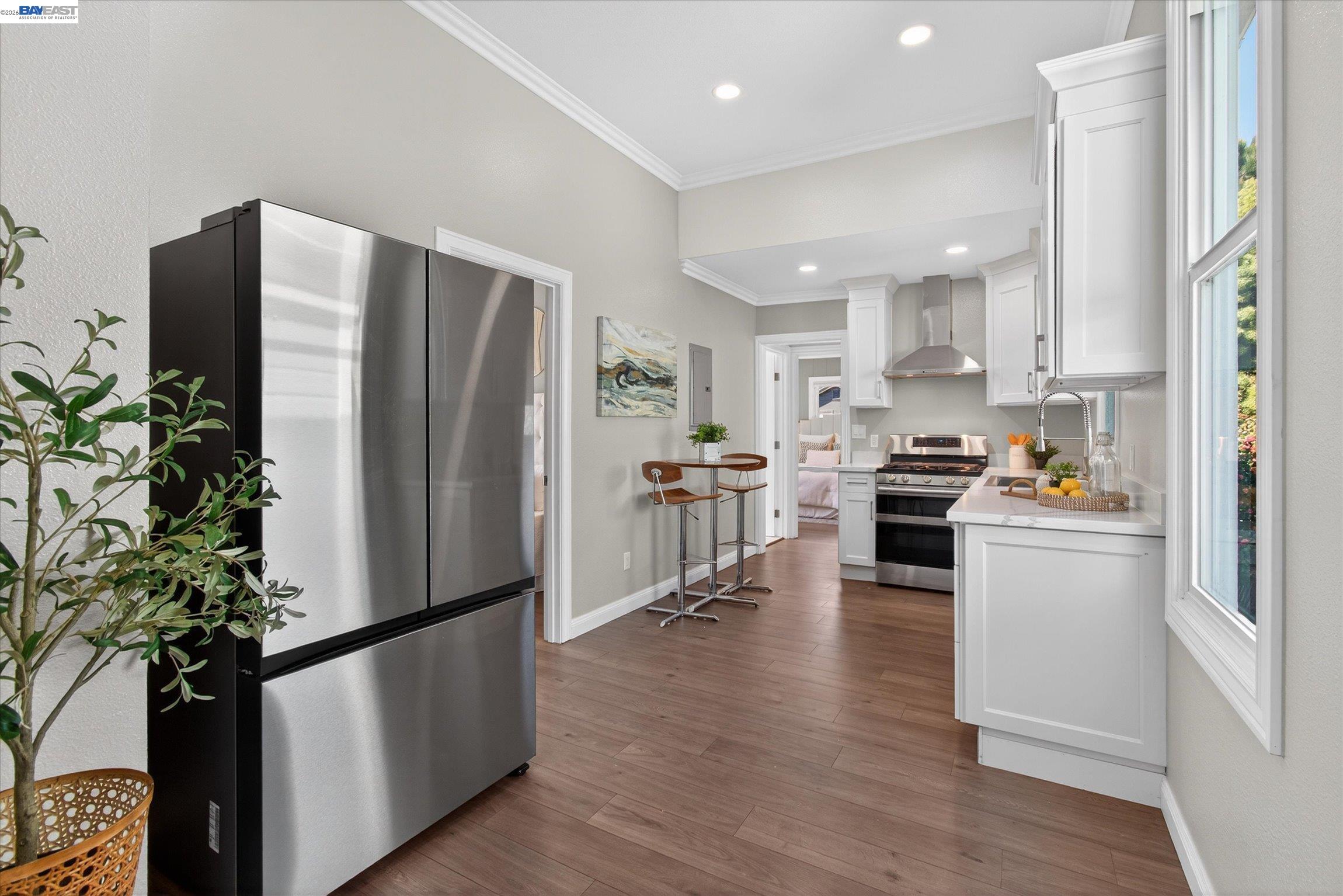 Detail Gallery Image 13 of 32 For 1813 Minturn St, Alameda,  CA 94501 - 2 Beds | 1 Baths