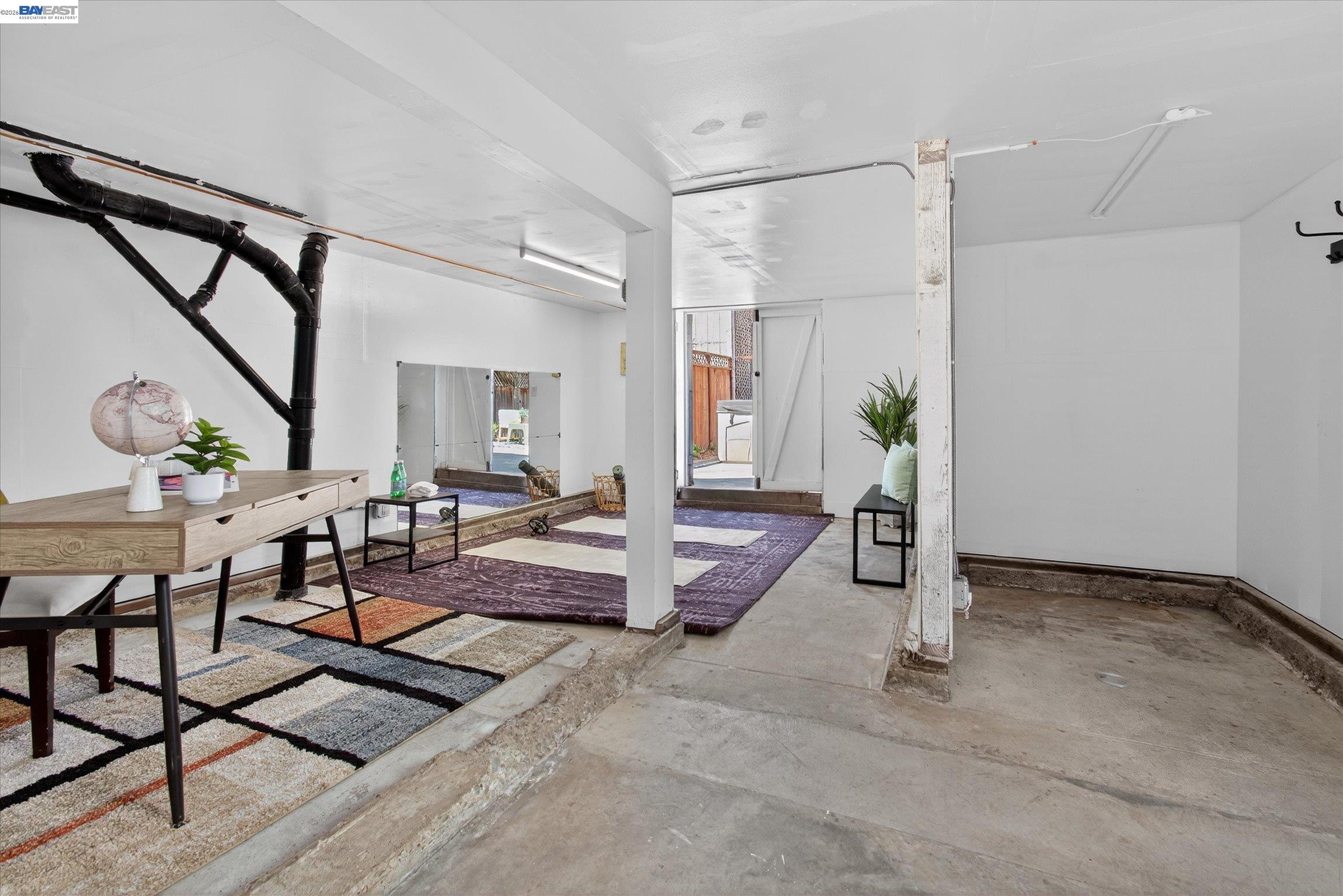 Detail Gallery Image 17 of 32 For 1813 Minturn St, Alameda,  CA 94501 - 2 Beds | 1 Baths