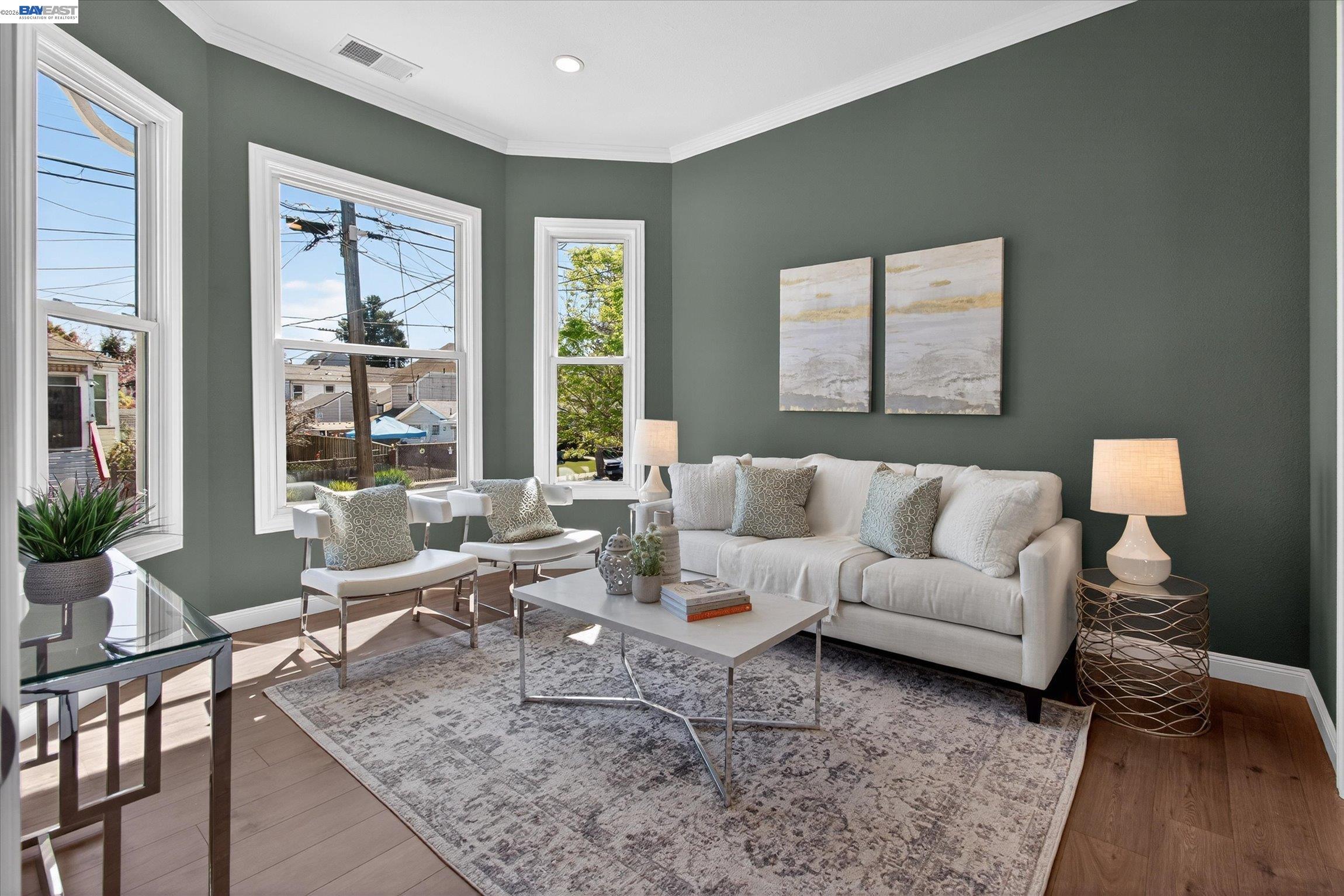 Detail Gallery Image 3 of 32 For 1813 Minturn St, Alameda,  CA 94501 - 2 Beds | 1 Baths