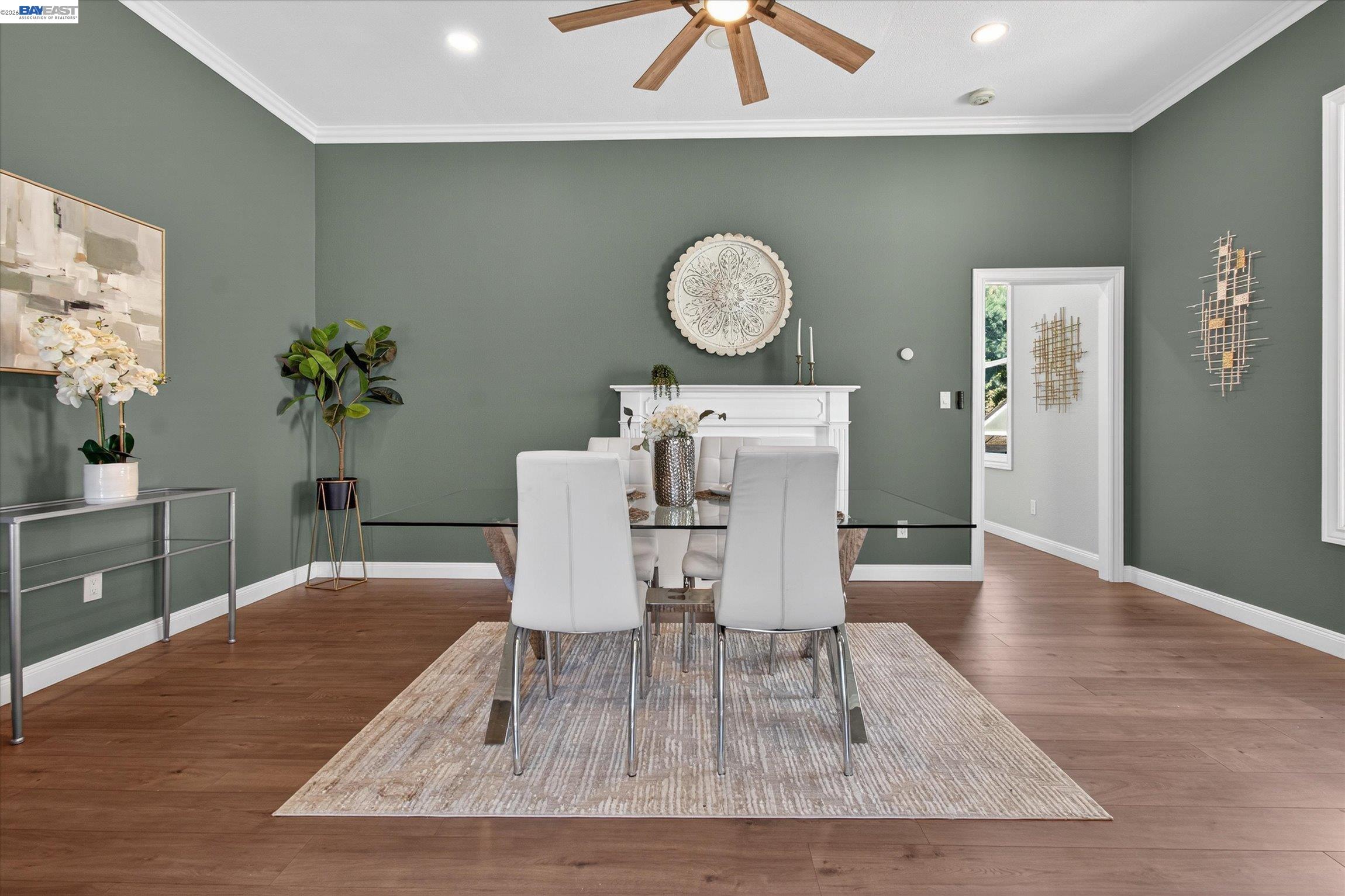 Detail Gallery Image 6 of 32 For 1813 Minturn St, Alameda,  CA 94501 - 2 Beds | 1 Baths