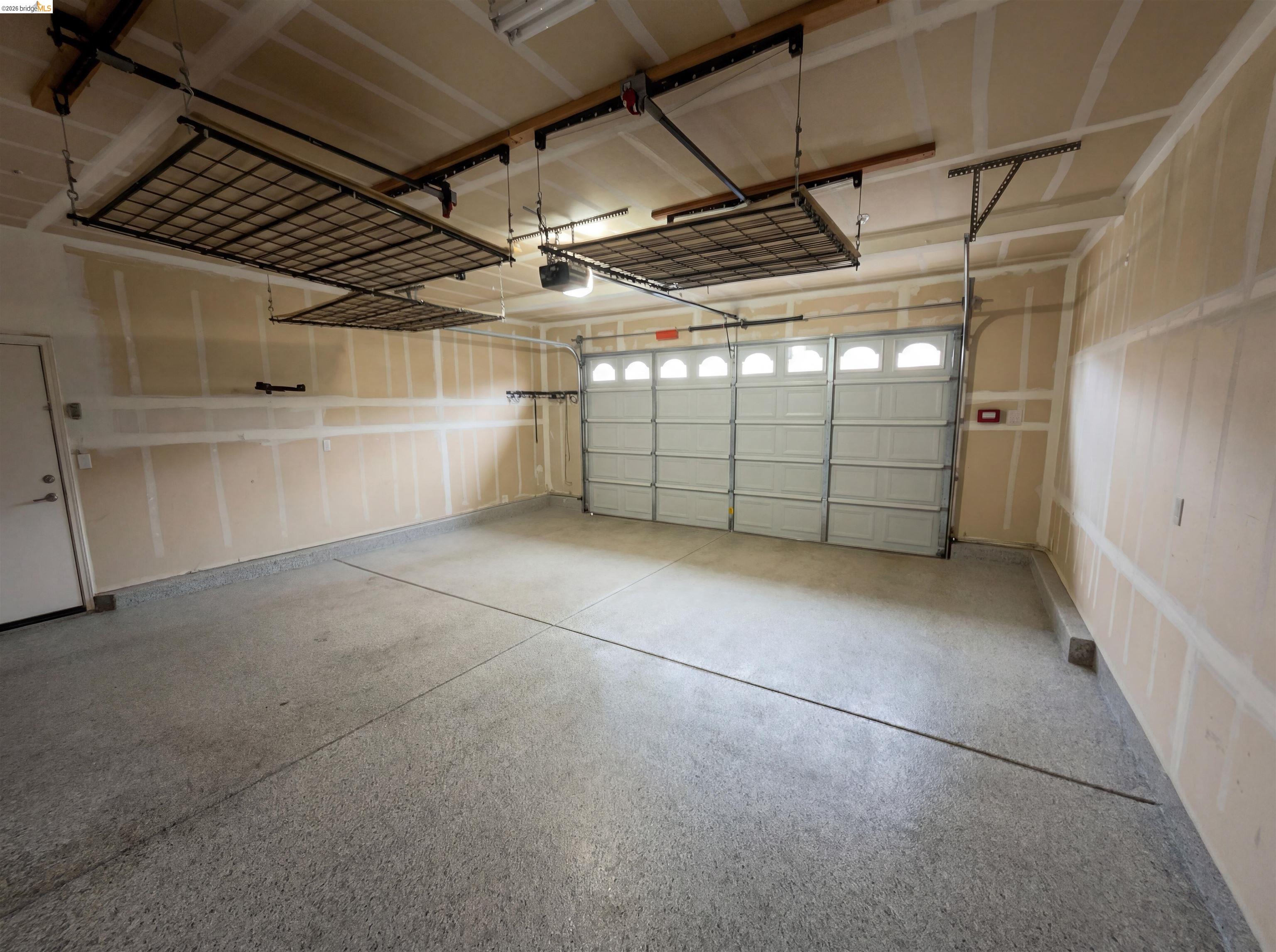 Detail Gallery Image 16 of 29 For 8581 Pinehollow Cir, Discovery Bay,  CA 94505 - 5 Beds | 3 Baths