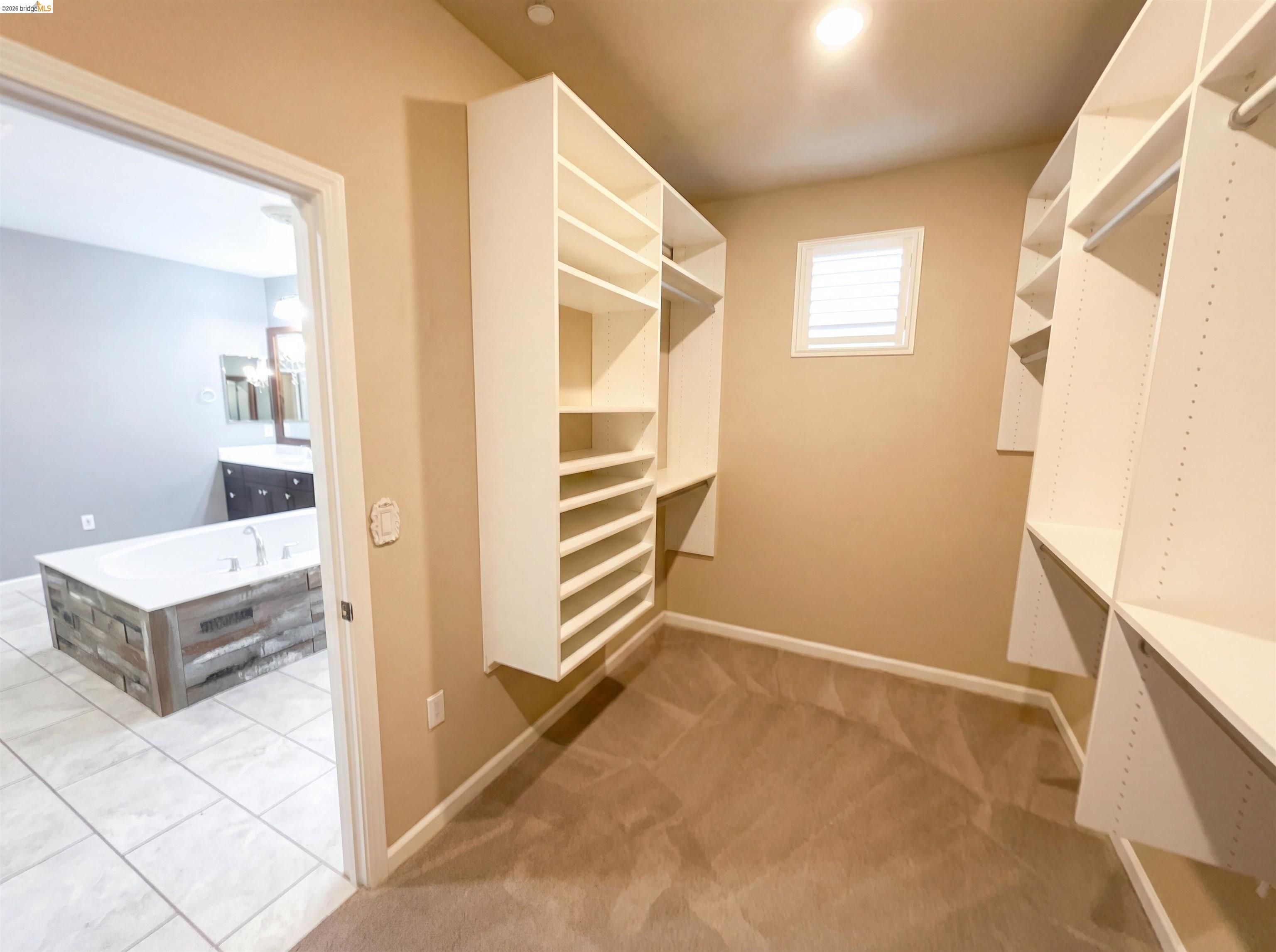 Detail Gallery Image 22 of 29 For 8581 Pinehollow Cir, Discovery Bay,  CA 94505 - 5 Beds | 3 Baths