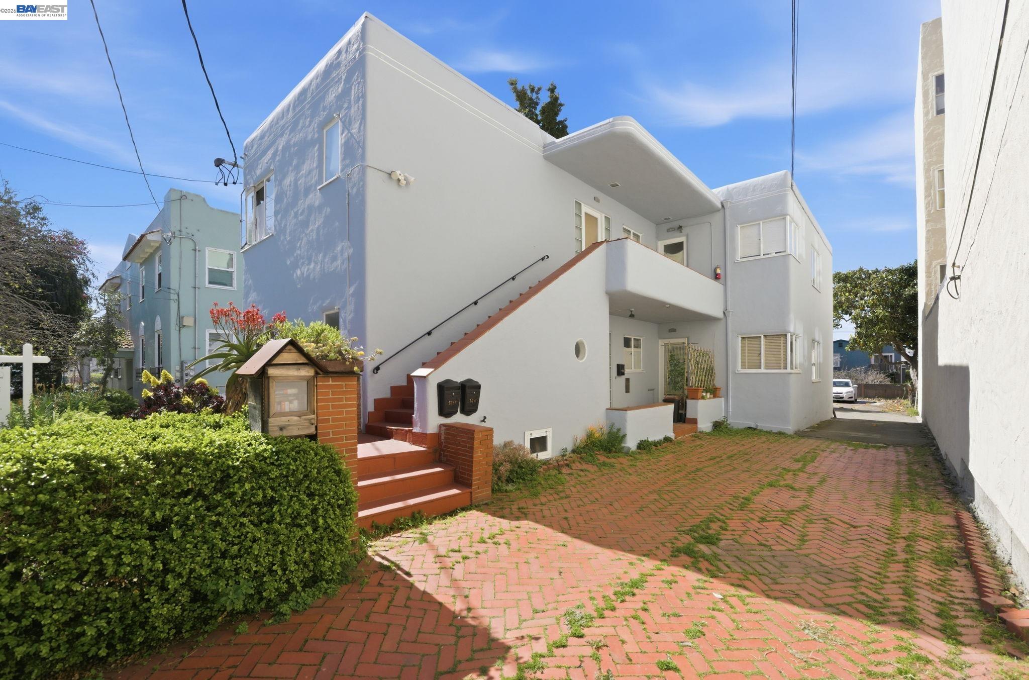 Front Image Thumbnail for BE41124976