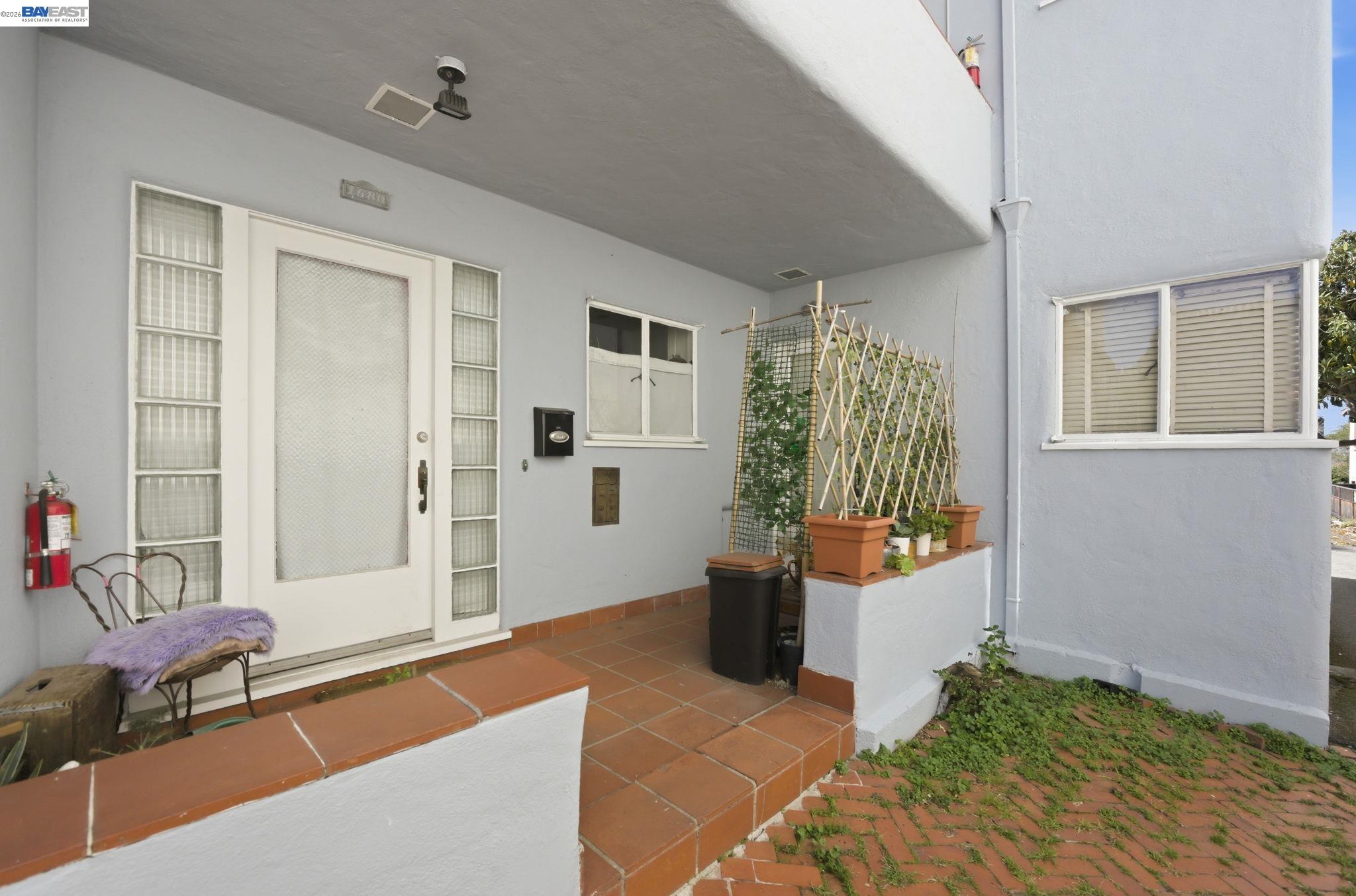 Detail Gallery Image 29 of 34 For 1682 Oxford St, Berkeley,  CA 94709 - – Beds | – Baths