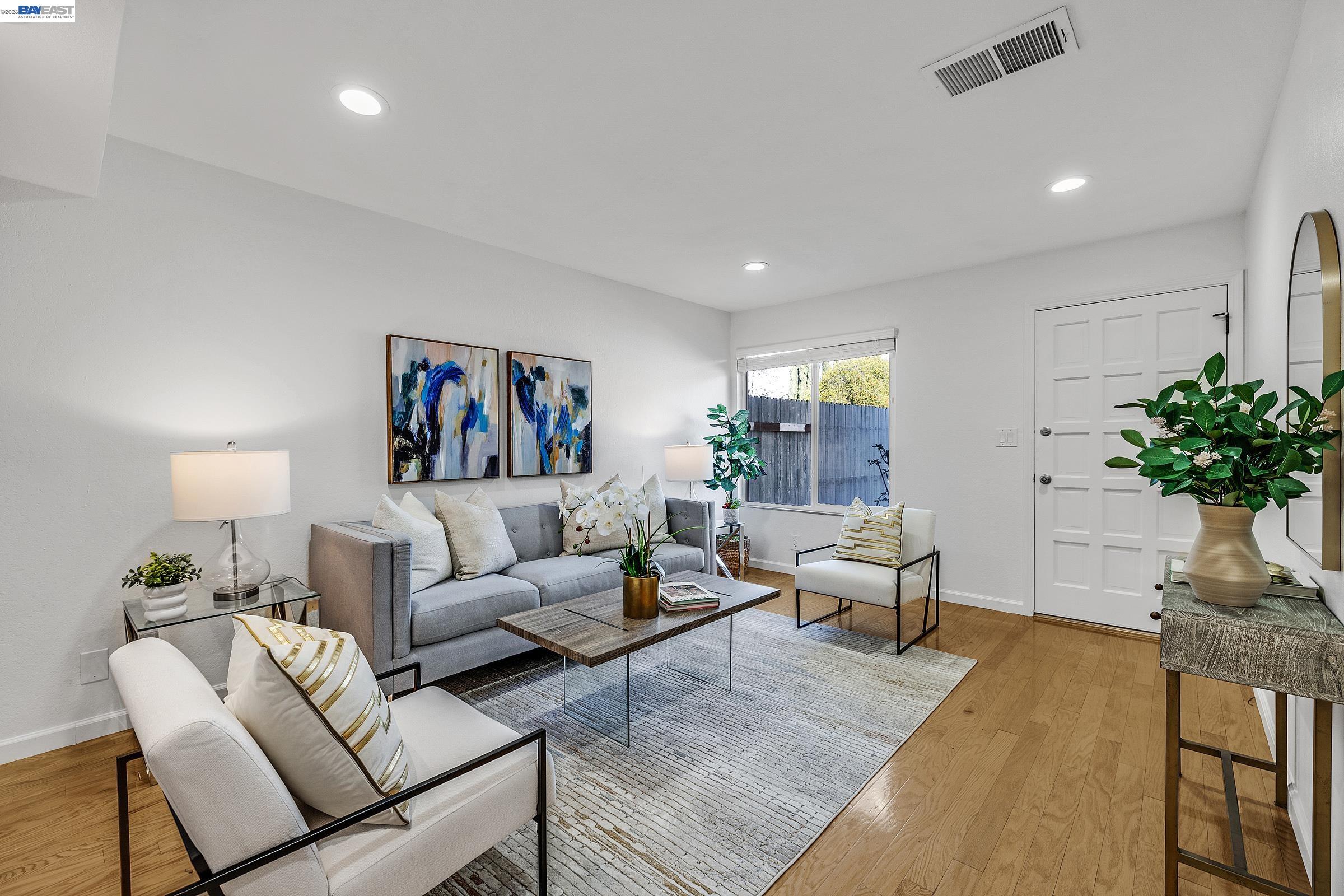 Photo #6: 41124977 Listing: Photo #6