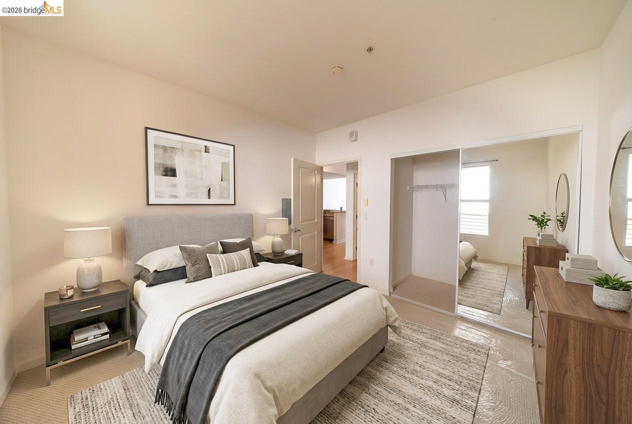 Detail Gallery Image 5 of 10 For 301 Crescent Ct #3307,  San Francisco,  CA 94134 - 2 Beds | 2 Baths