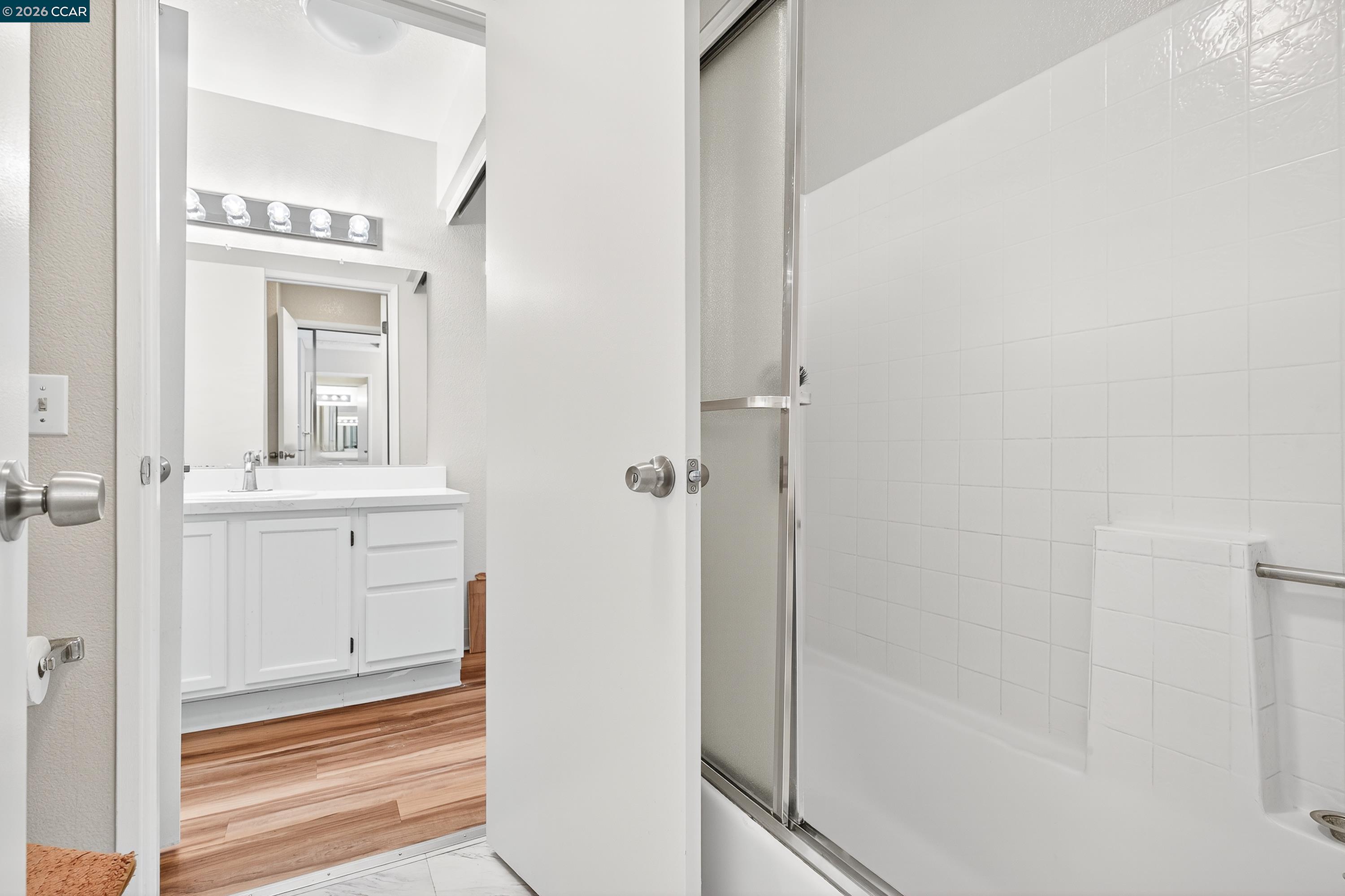 Photo #35: 41124984 Listing: Photo #35