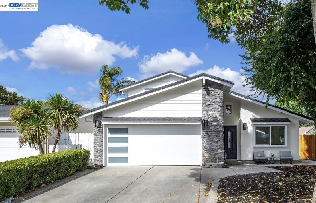 Detail Gallery Image 2 of 26 For 34858 Starling Dr, Union City,  CA 94587 - 4 Beds | 3 Baths