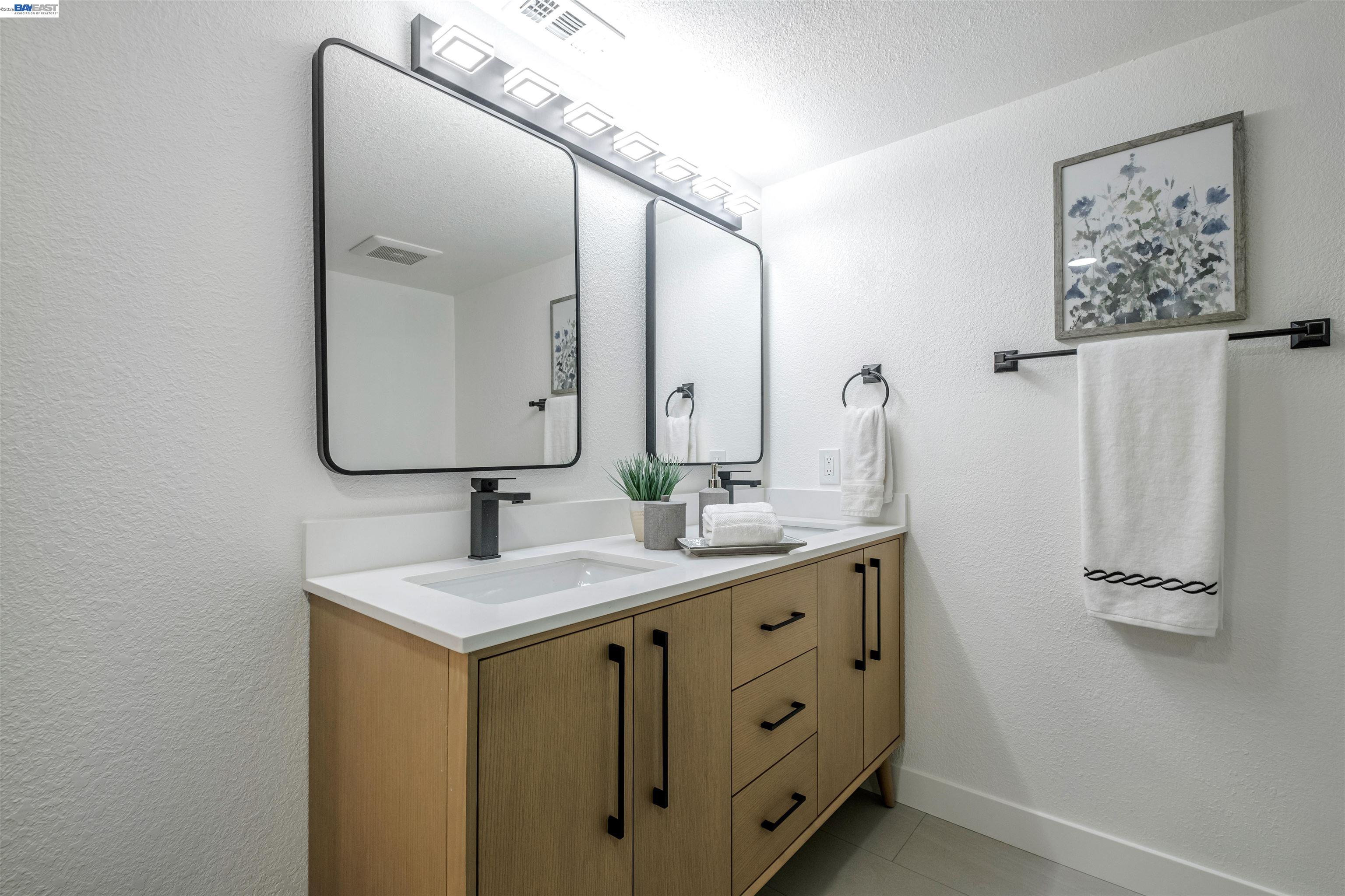 Detail Gallery Image 15 of 26 For 34858 Starling Dr, Union City,  CA 94587 - 4 Beds | 3 Baths