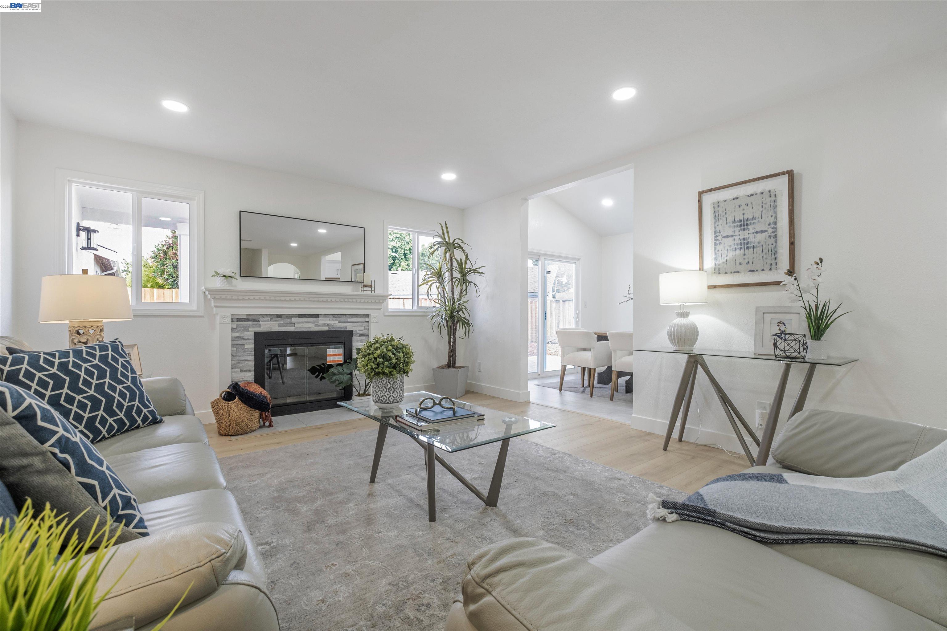 Detail Gallery Image 6 of 26 For 34858 Starling Dr, Union City,  CA 94587 - 4 Beds | 3 Baths