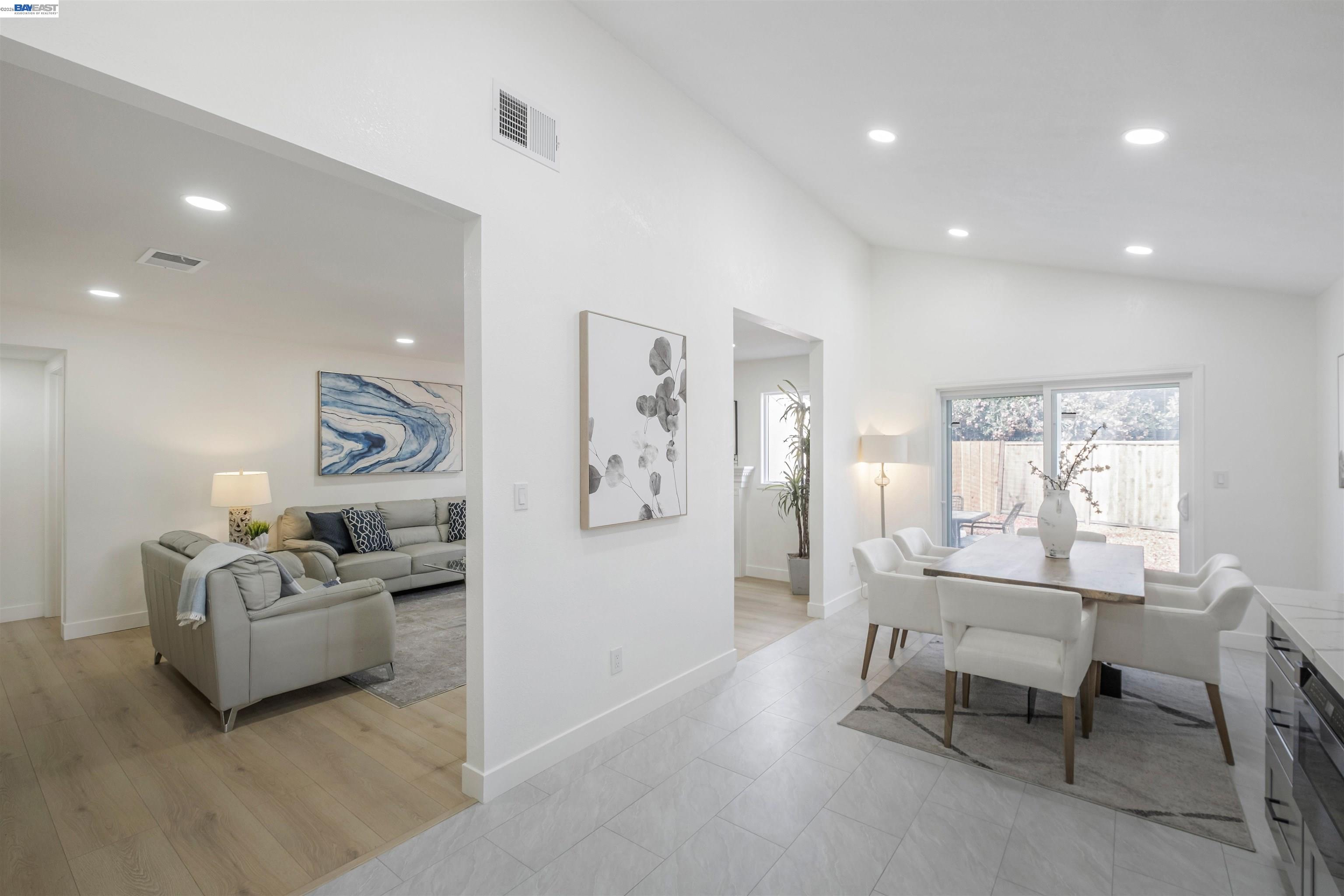 Detail Gallery Image 10 of 26 For 34858 Starling Dr, Union City,  CA 94587 - 4 Beds | 3 Baths