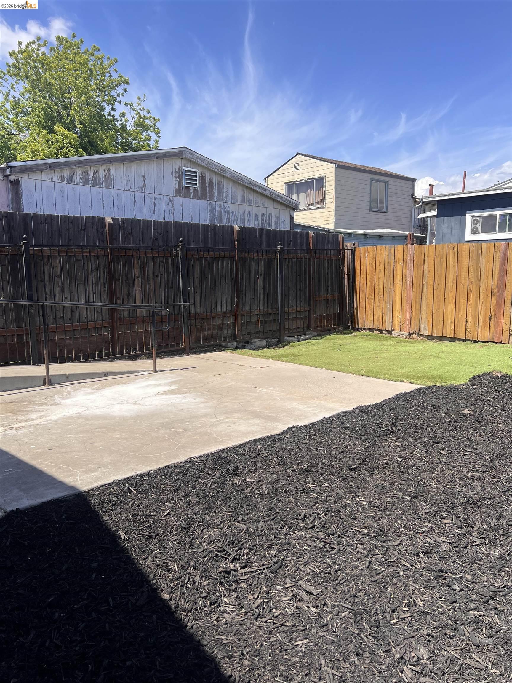 6230 Hayes St, Oakland CA 94621 — photo 24