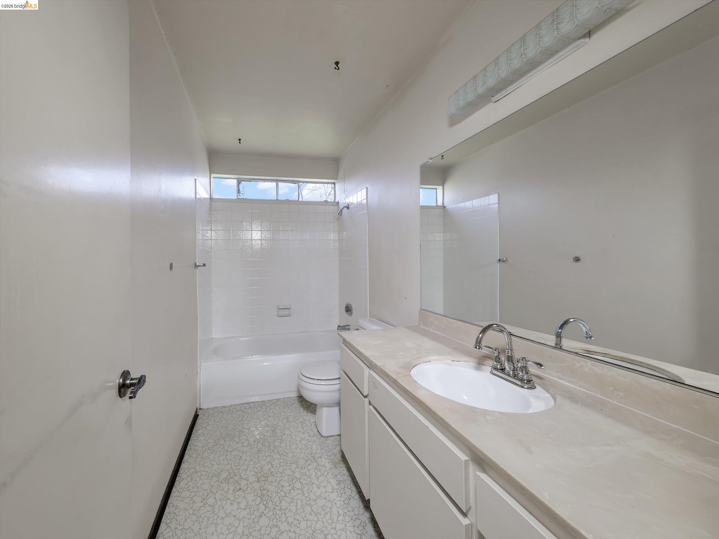 Detail Gallery Image 18 of 39 For 8093 Del Monte Ave, Newark,  CA 94560 - 3 Beds | 2 Baths