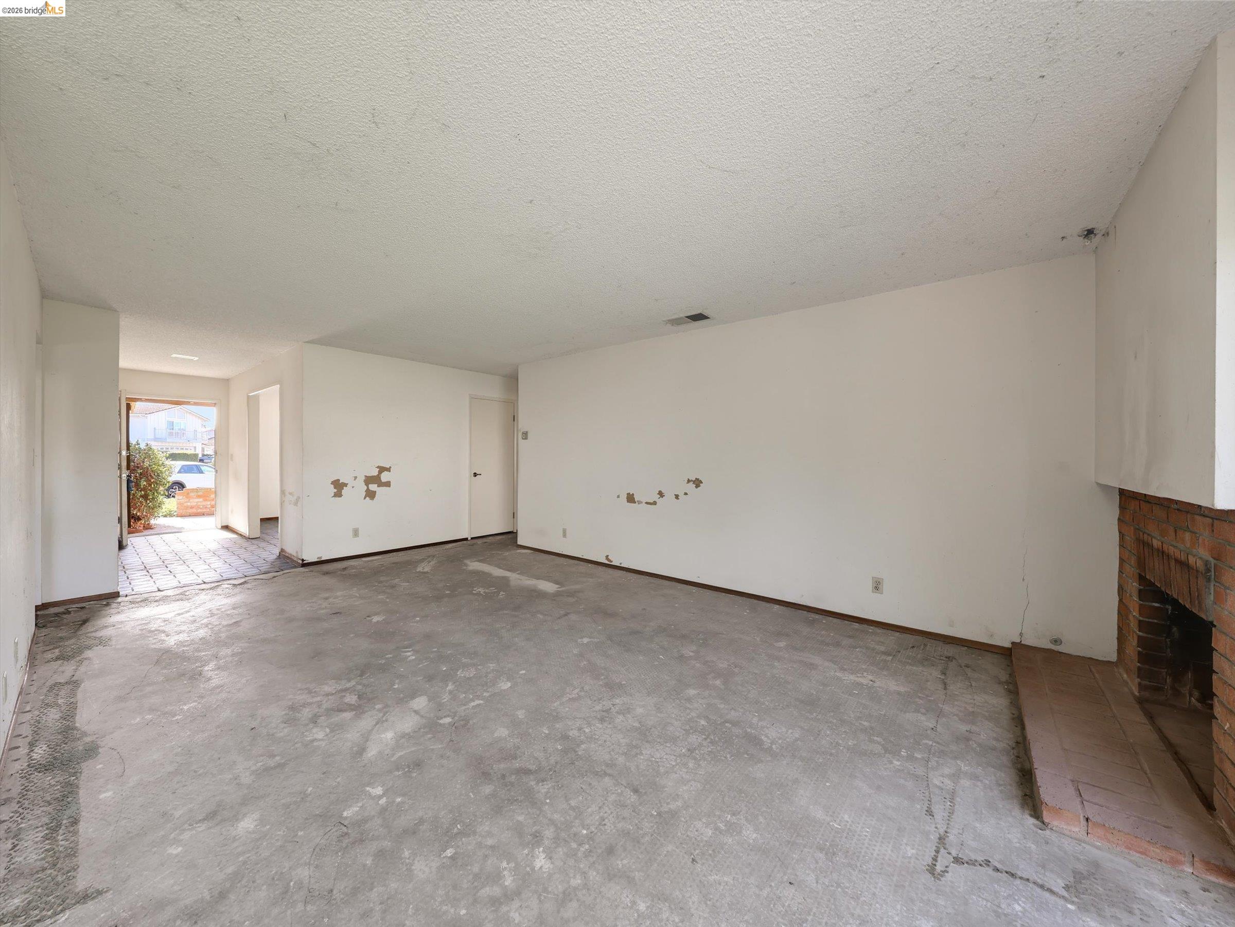 Detail Gallery Image 7 of 39 For 8093 Del Monte Ave, Newark,  CA 94560 - 3 Beds | 2 Baths