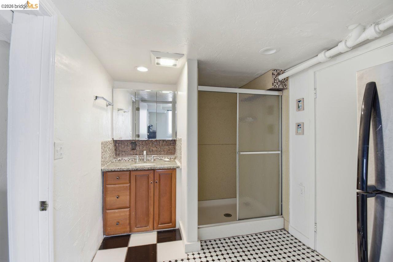 Detail Gallery Image 15 of 56 For 2809 Macdonald Ave, Richmond,  CA 94804 - – Beds | – Baths