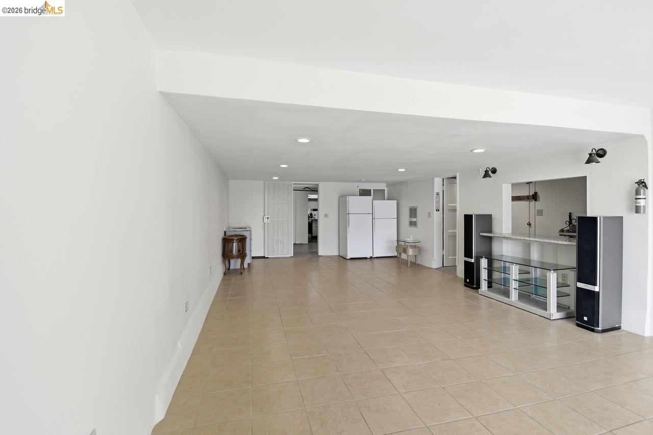 Detail Gallery Image 17 of 56 For 2809 Macdonald Ave, Richmond,  CA 94804 - – Beds | – Baths