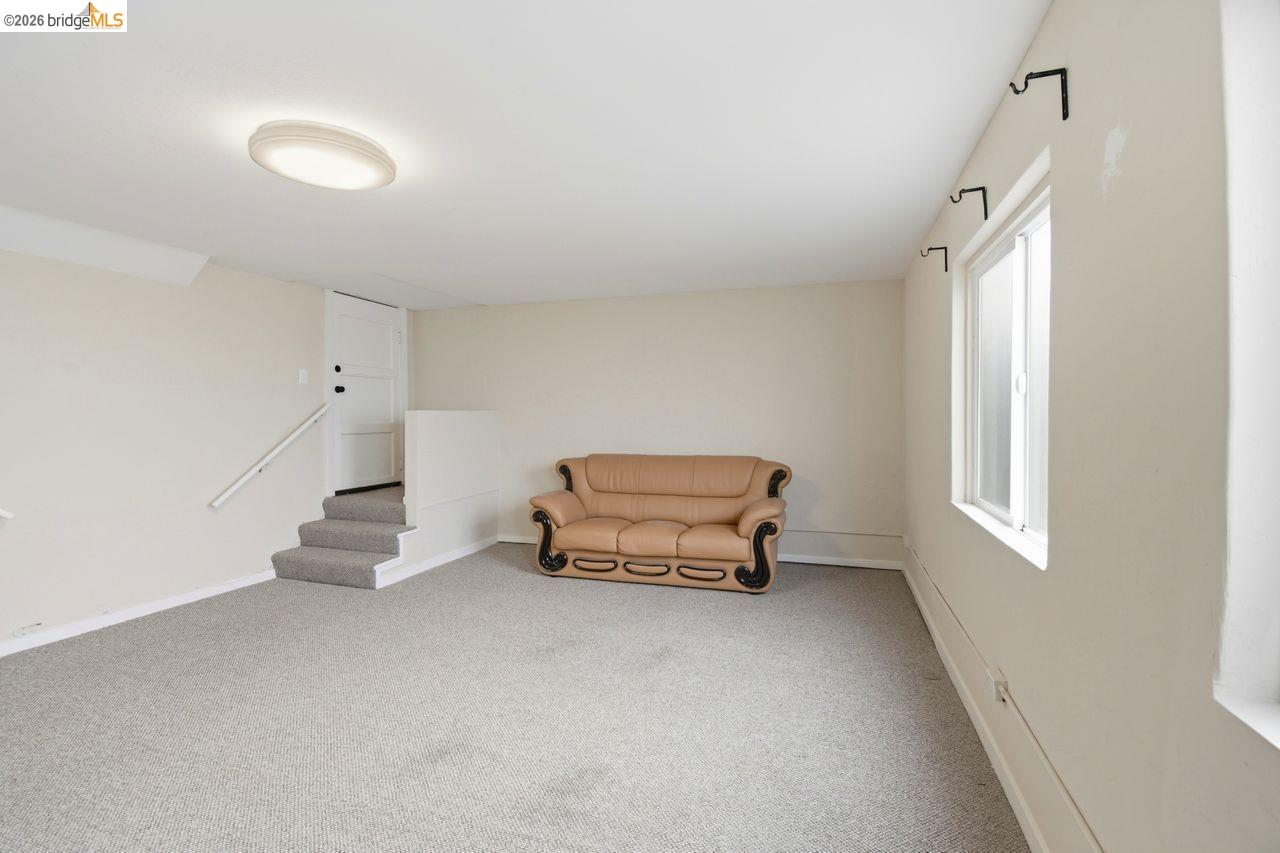 Detail Gallery Image 10 of 56 For 2809 Macdonald Ave, Richmond,  CA 94804 - – Beds | – Baths