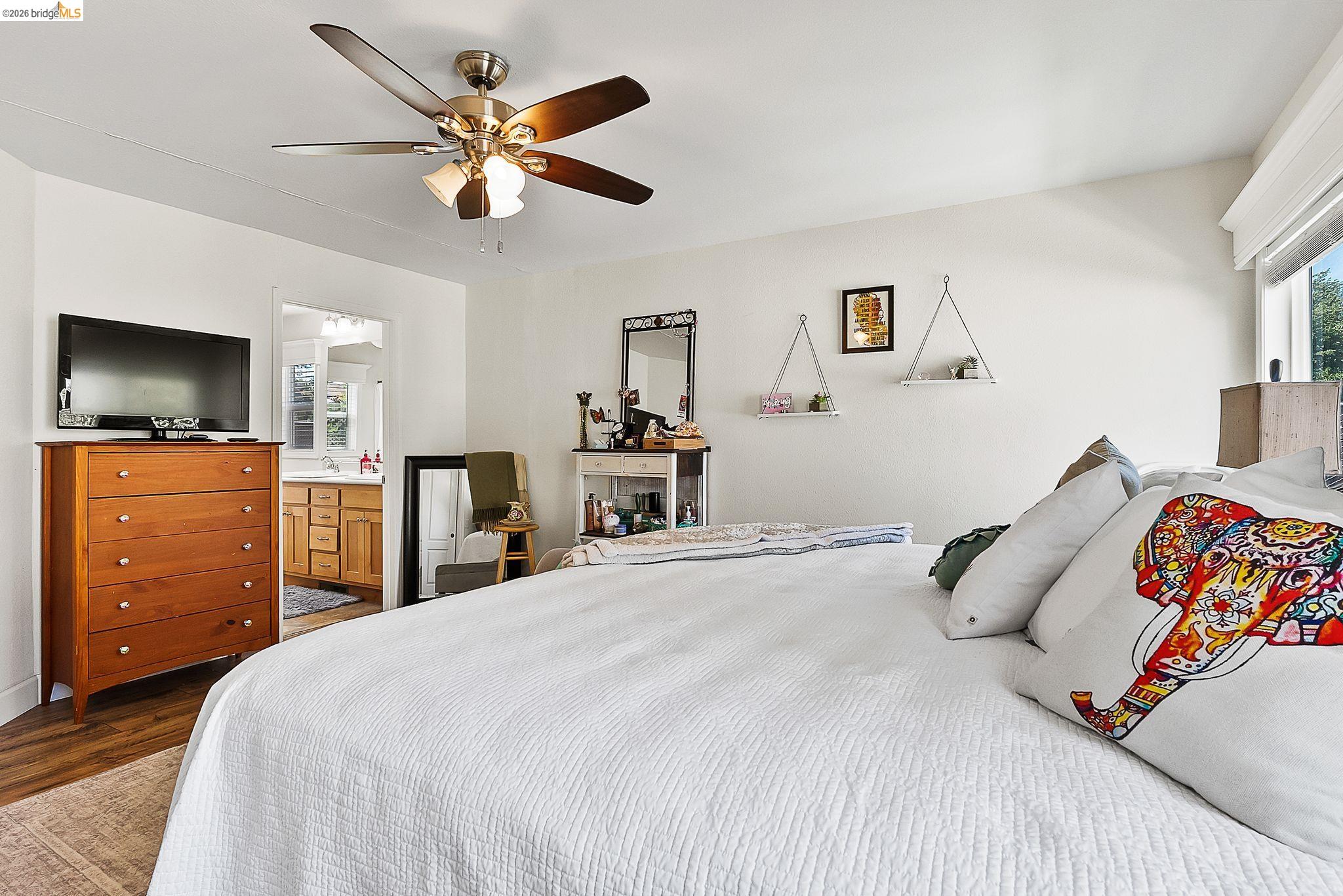 Detail Gallery Image 25 of 37 For 156 Tiki Ln, Pittsburg,  CA 94565 - 3 Beds | 2 Baths